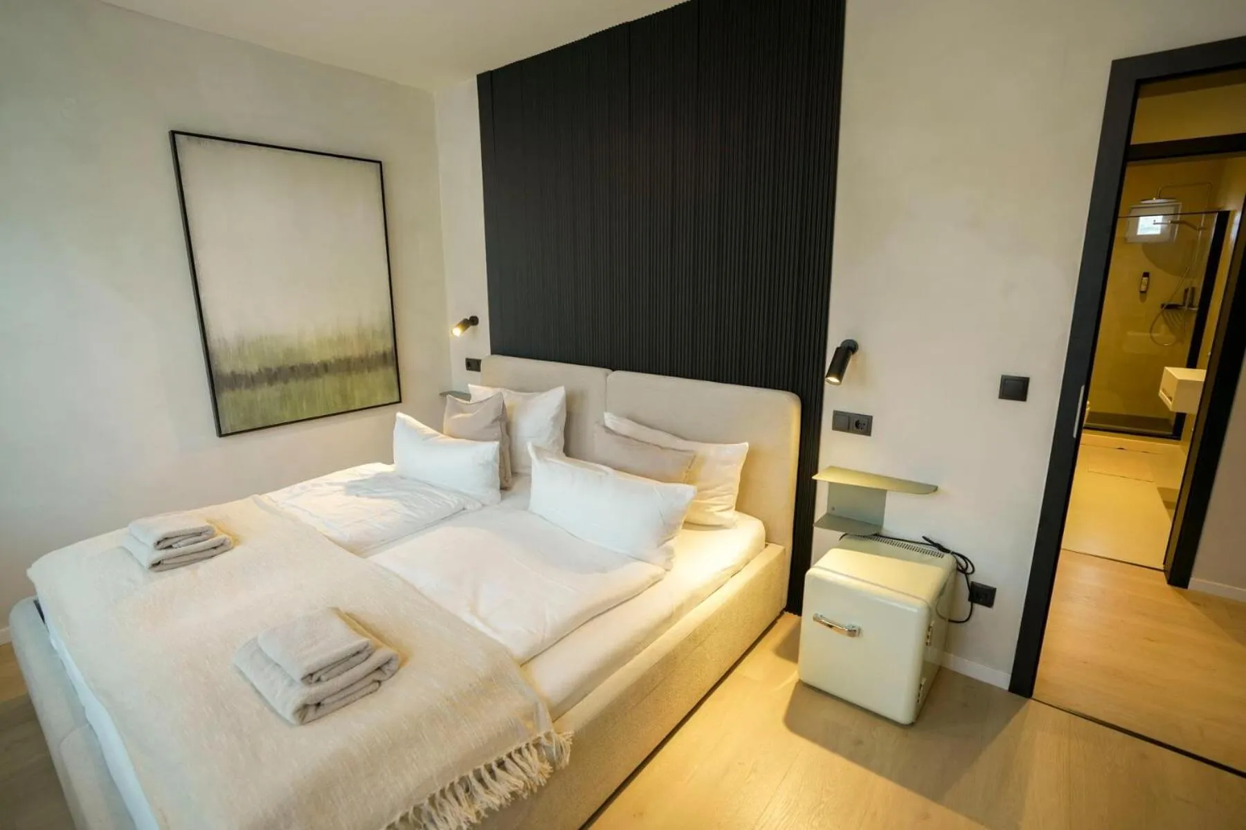 Bed in Hotel Weinhaus Kreuter