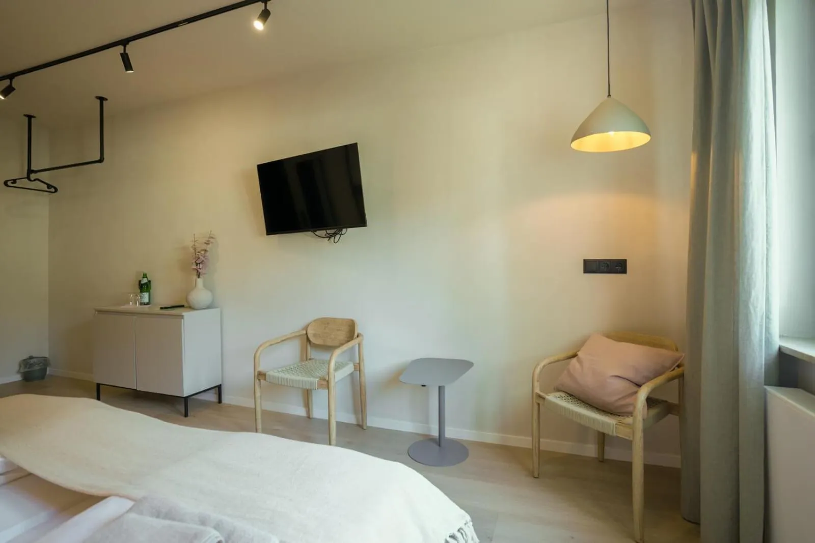 Bed in Hotel Weinhaus Kreuter