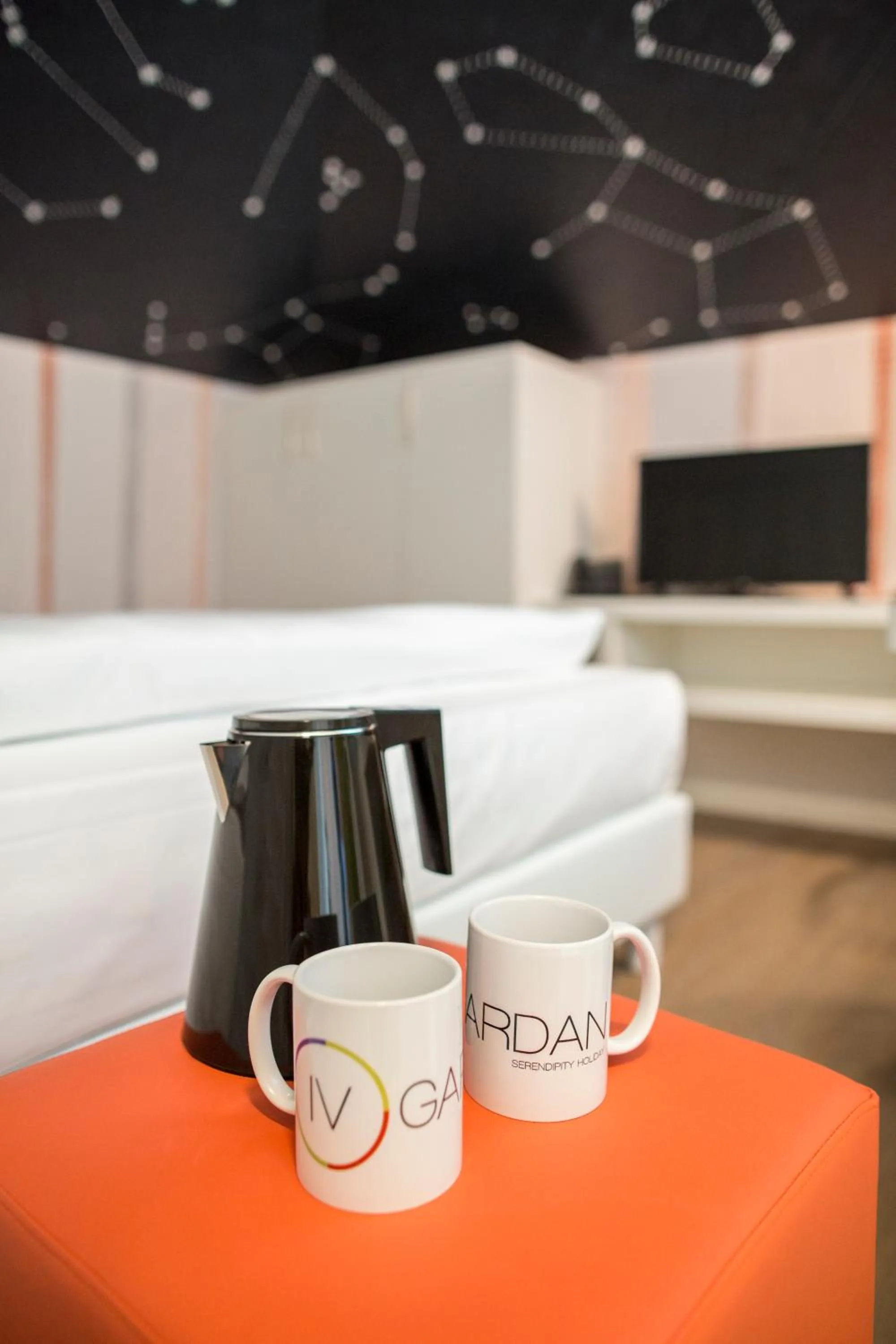 Communal lounge/ TV room in Holiday IV Gardan