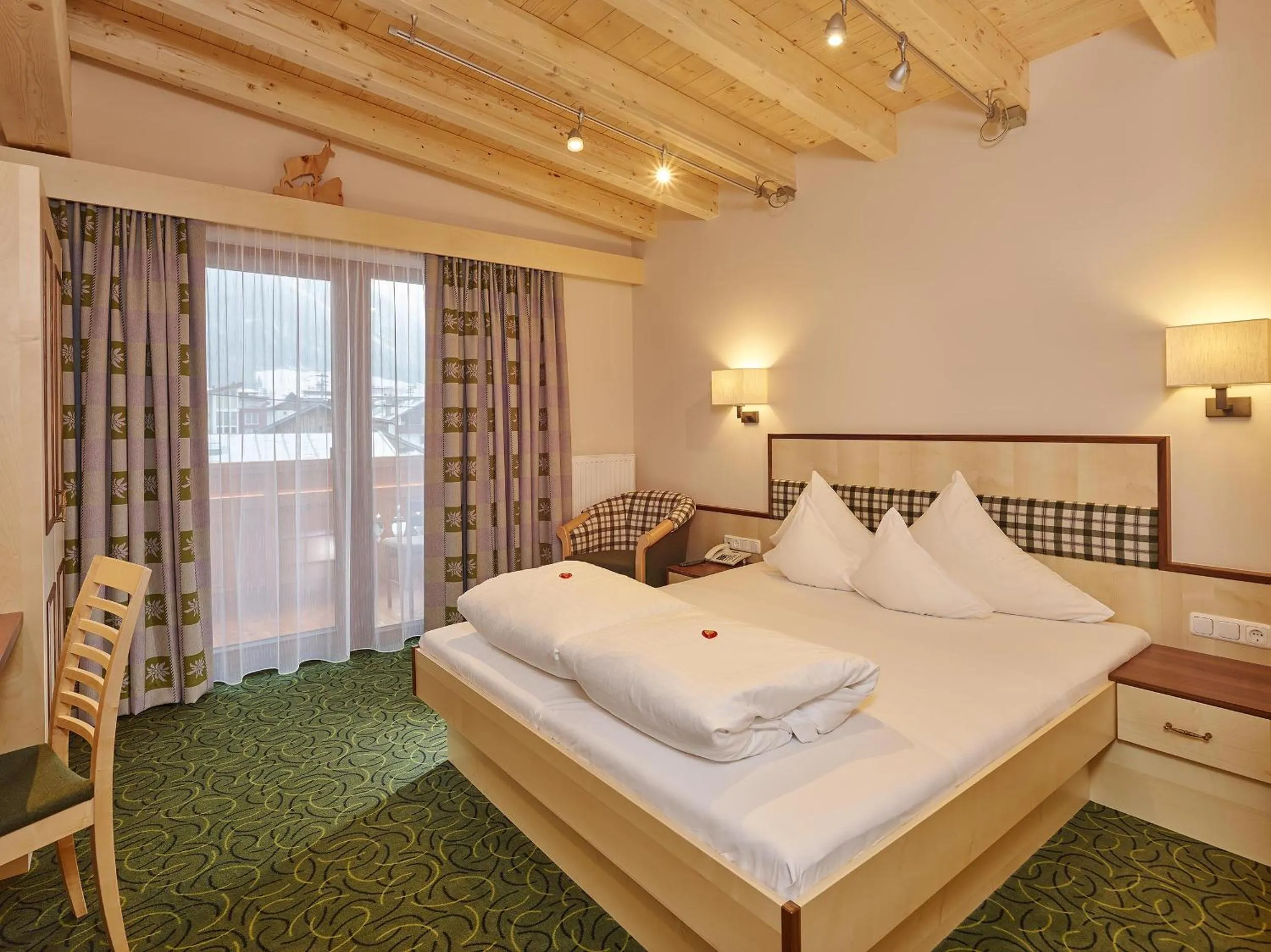 Photo of the whole room, Bed in Hotel Gasthof Schöpf