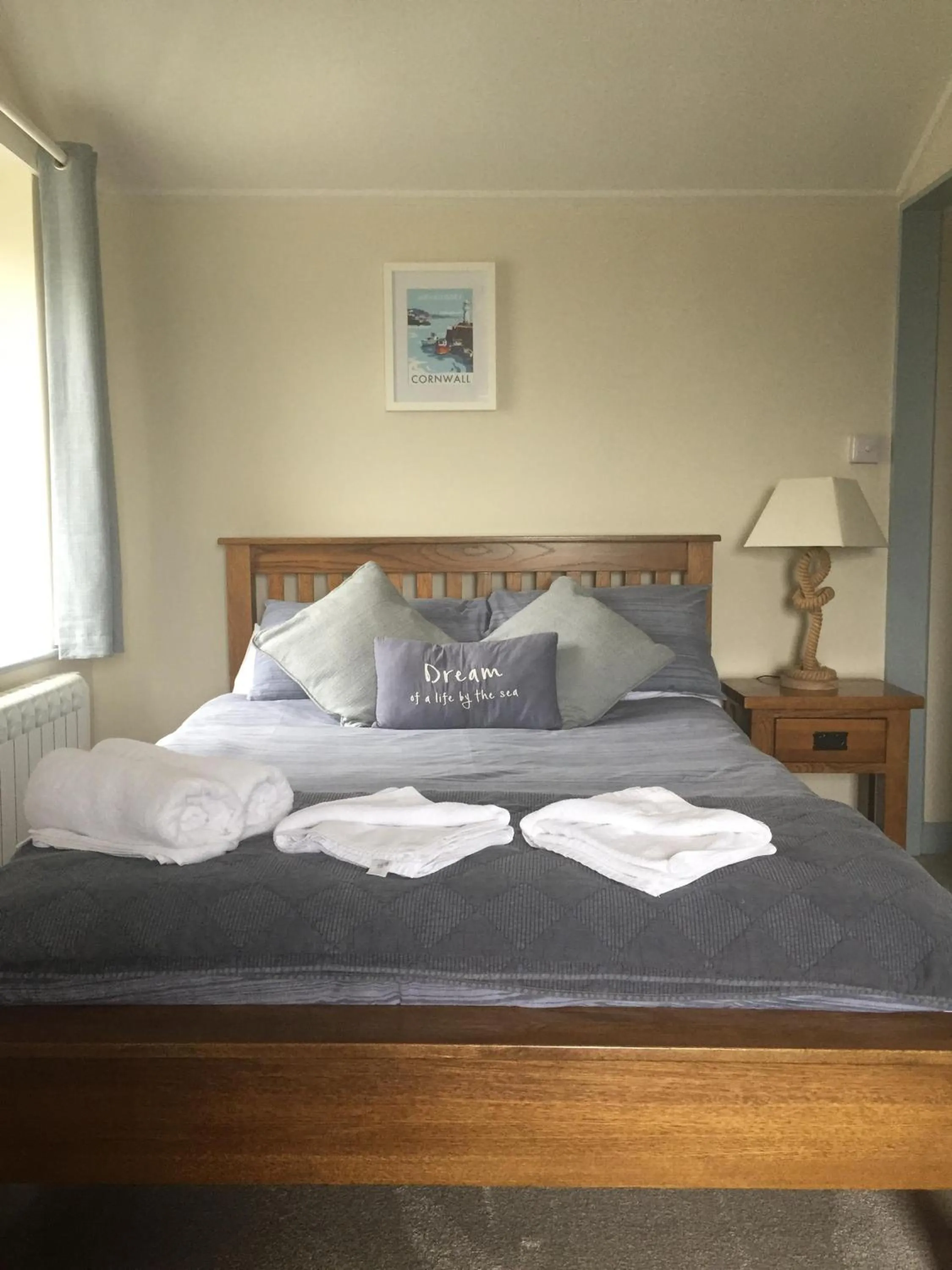 Bedroom, Bed in The Wheel House