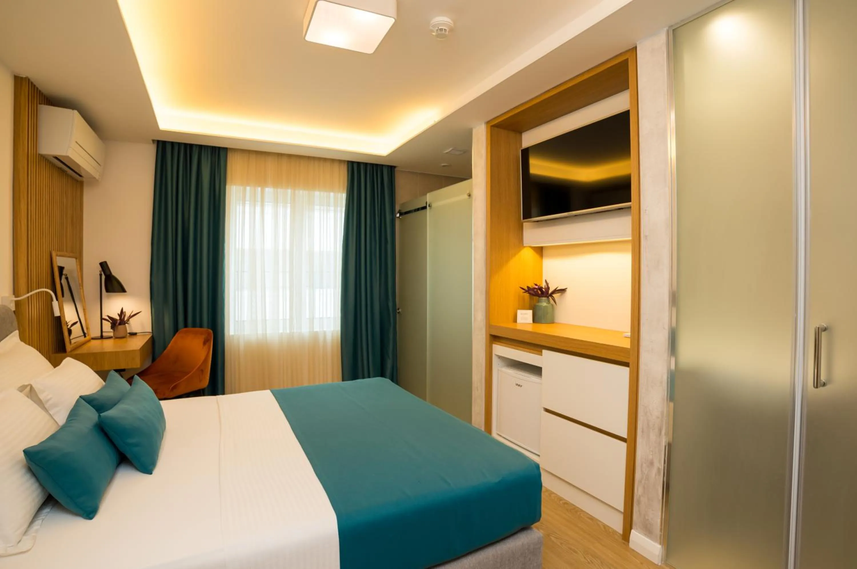 Bed in Hotel Admiral