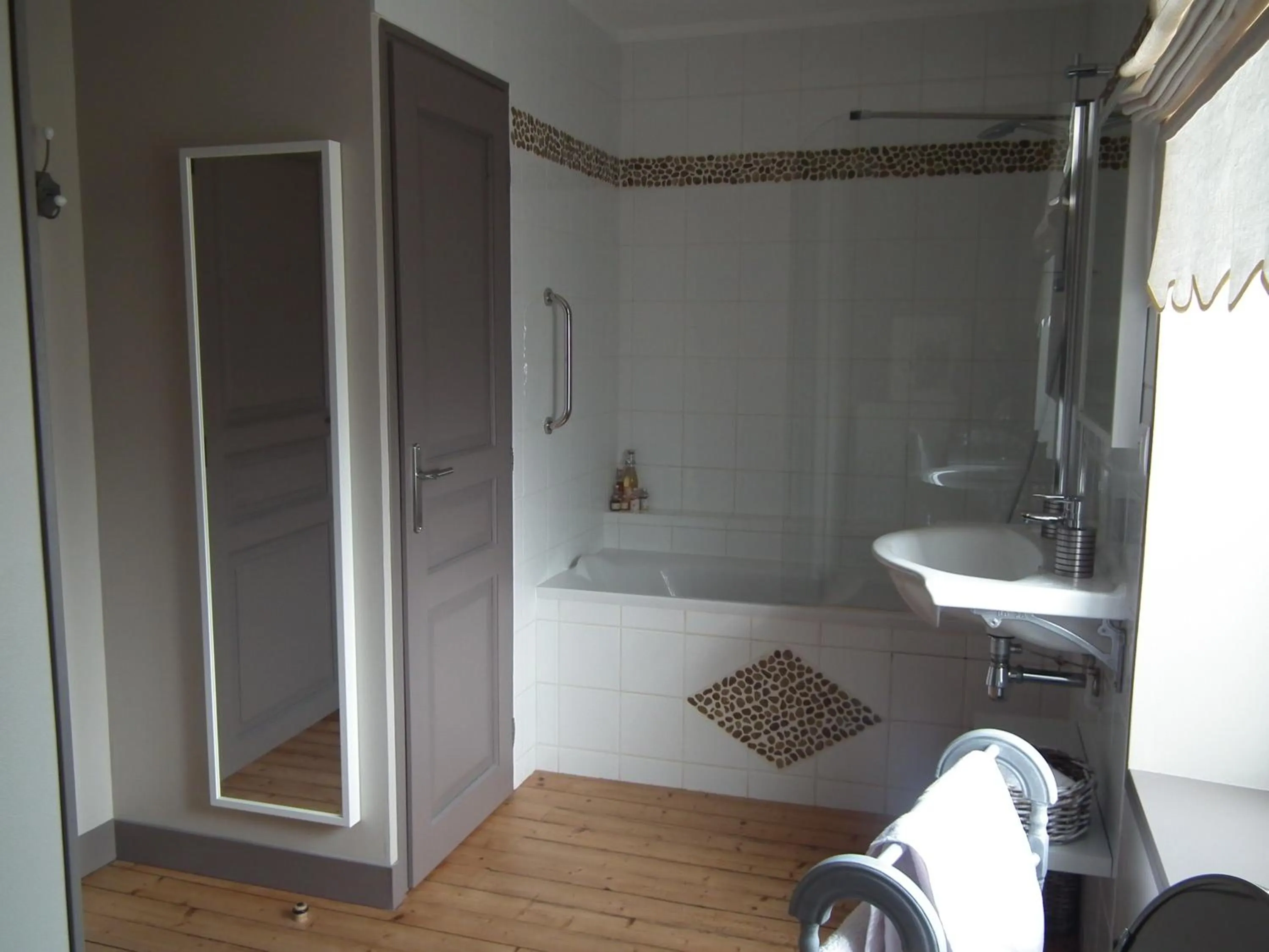 Bathroom in Chambre d'hôte le 18-20