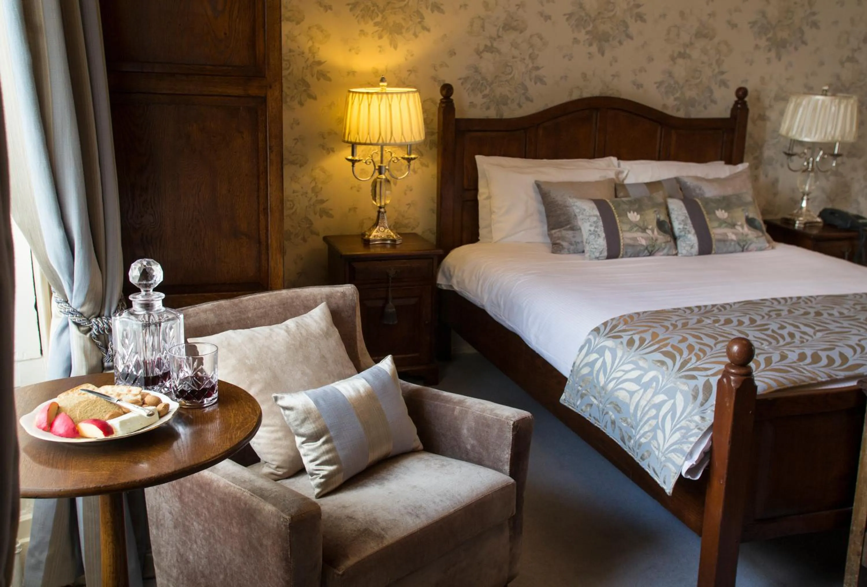 Bedroom, Bed in Raheen House Hotel