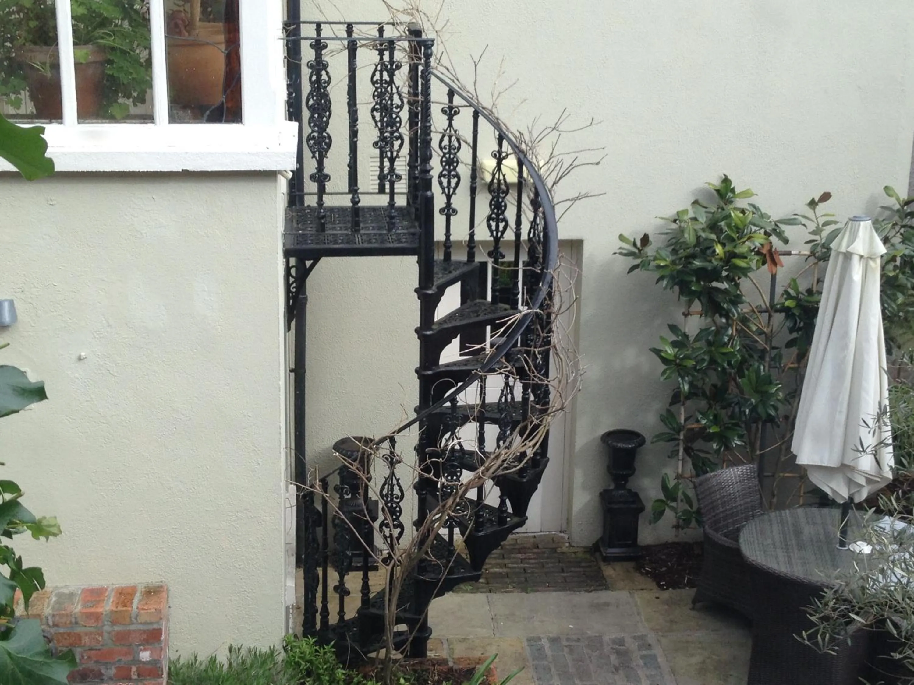 Patio in Raheen House Hotel