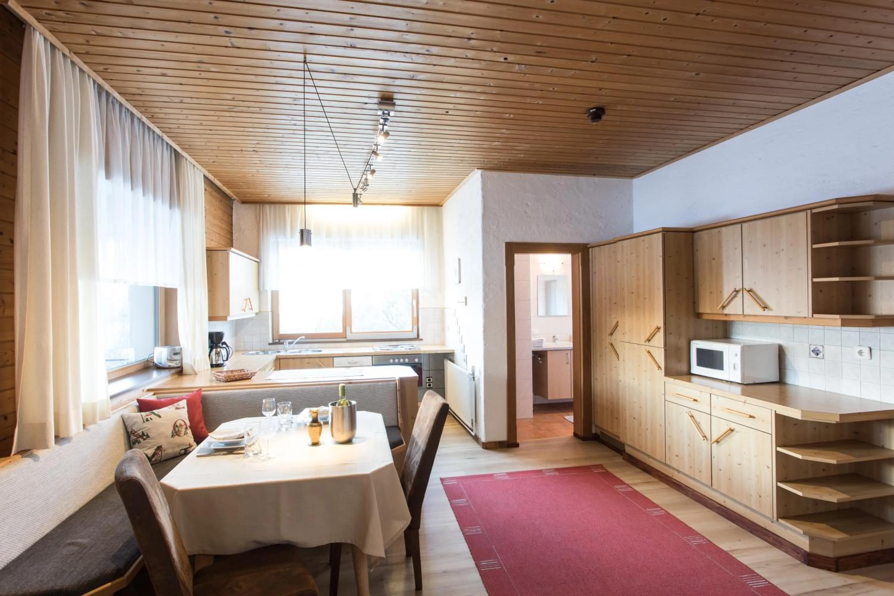 Dining area in Ferienhof Haderlehn
