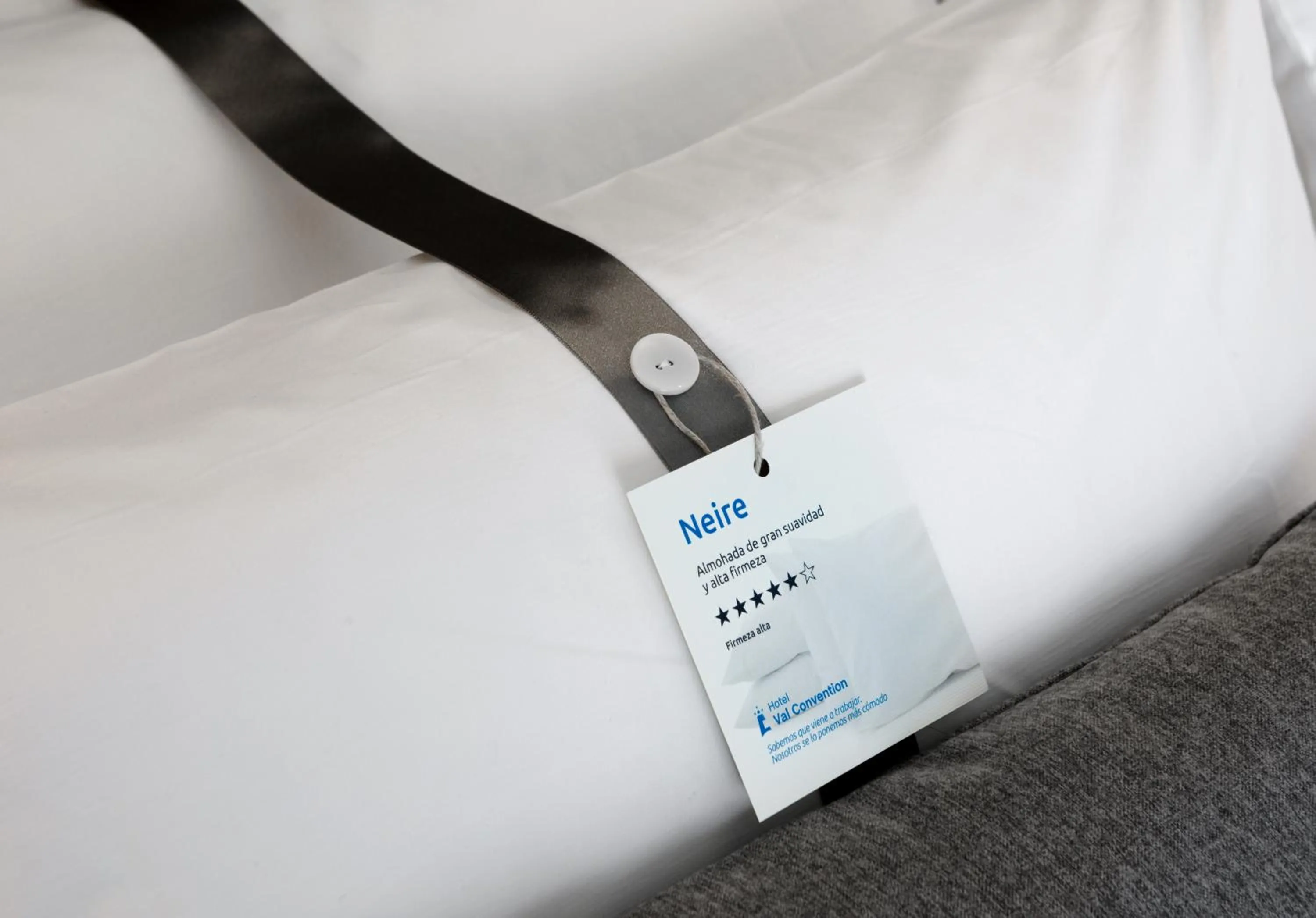 Bed in Hotel Val Convention