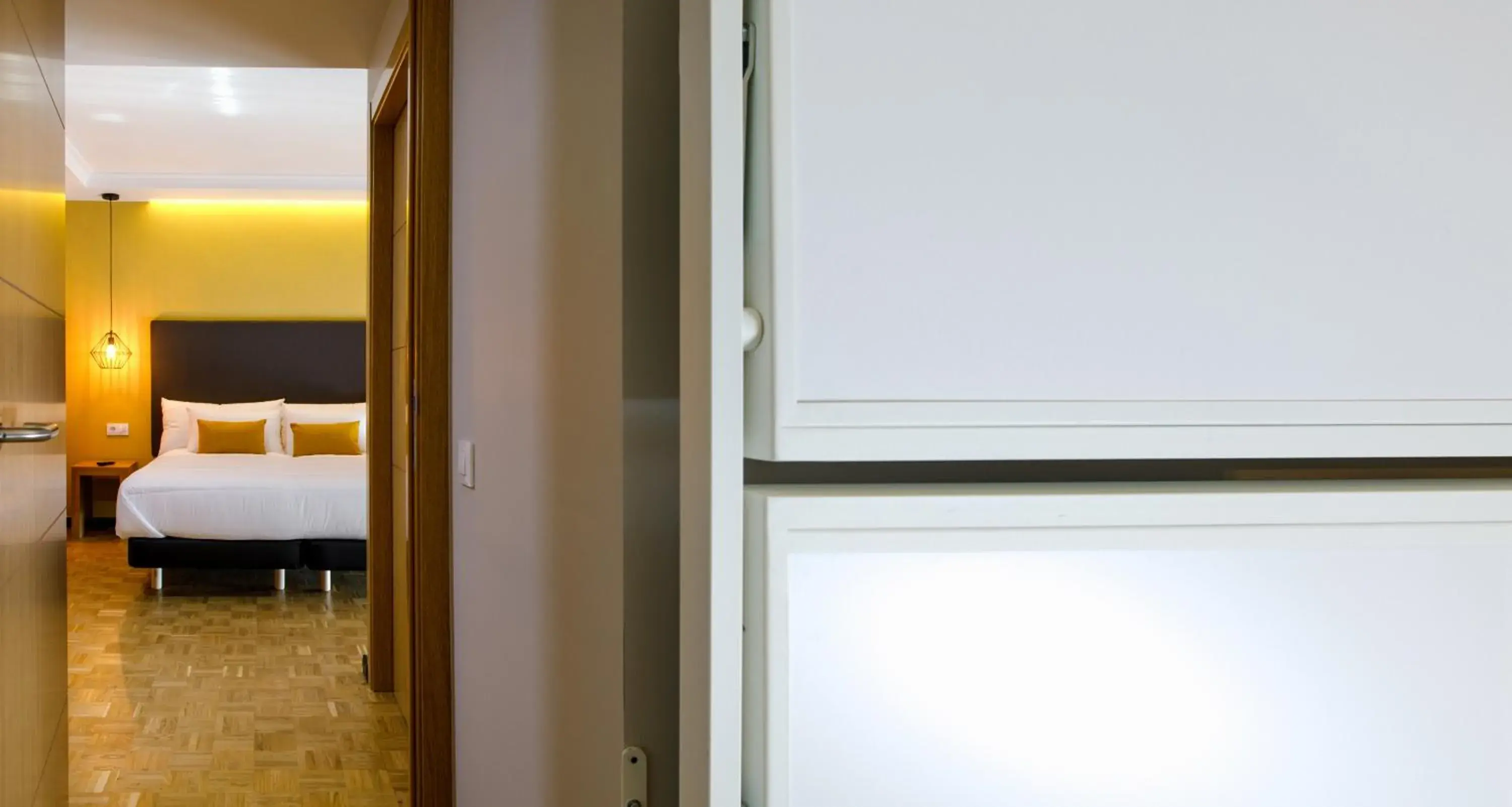 Family Room with Sea View in Hotel Val Convention Family Room with Sea View in Hotel Val Convention