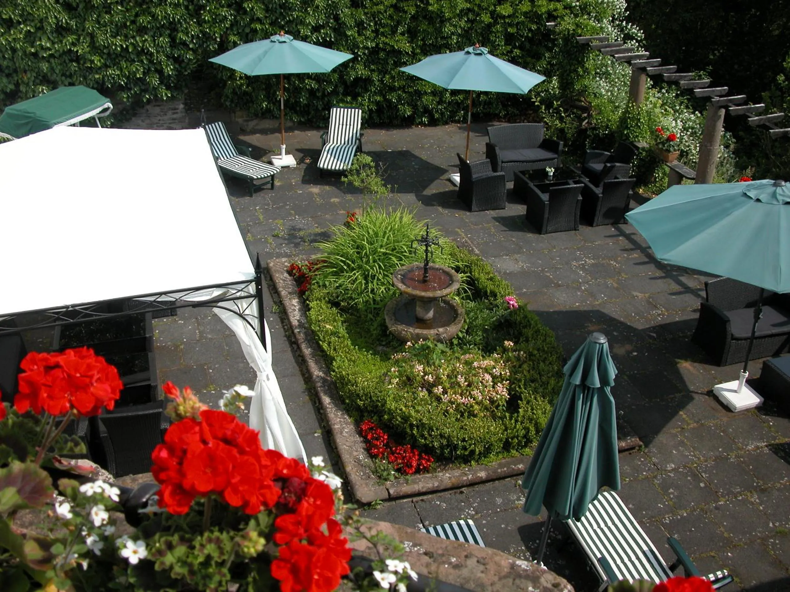 Patio in Burghaus & Villa Kronenburg