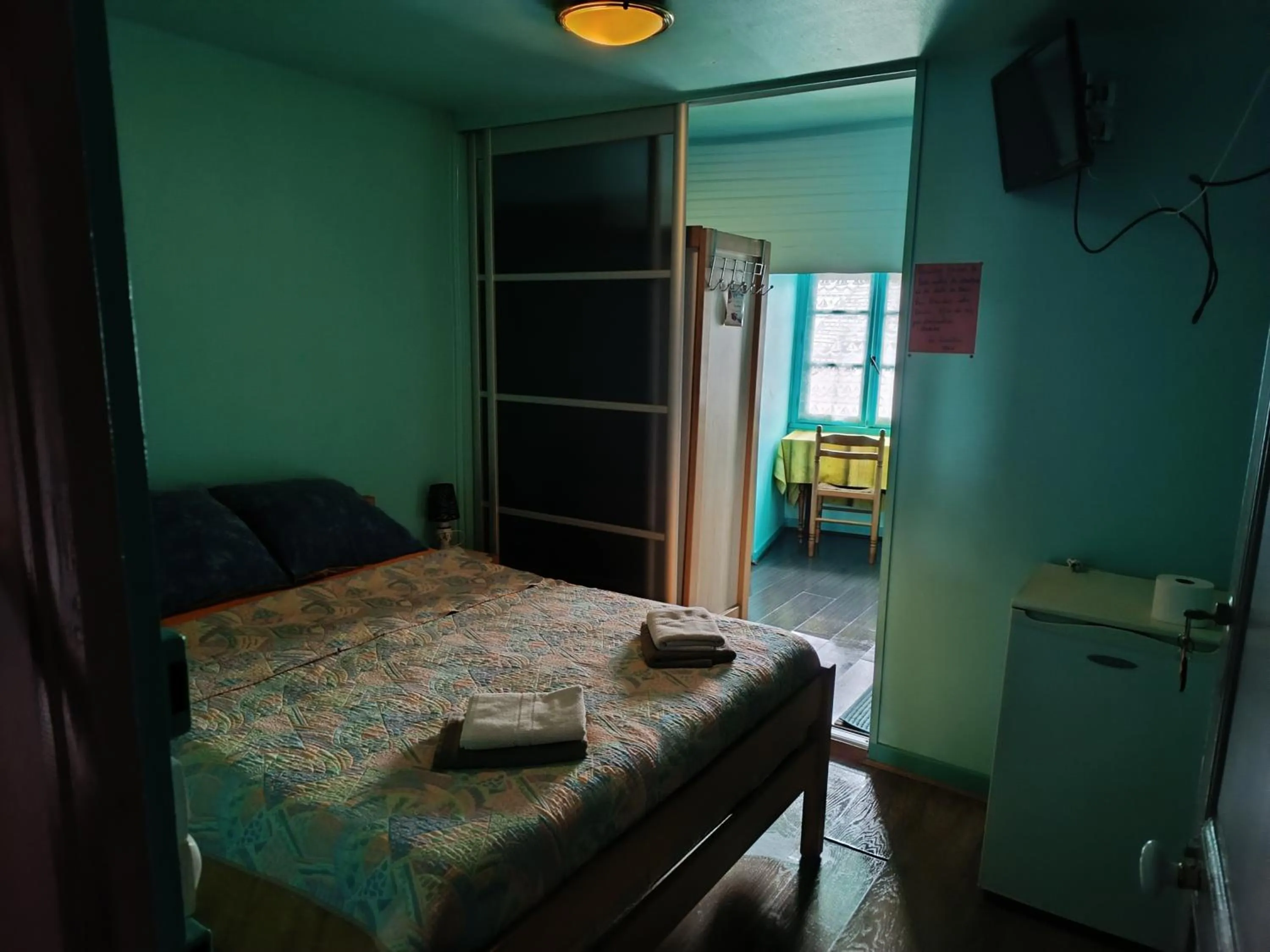 Bed in Auberge Du Bon Coin