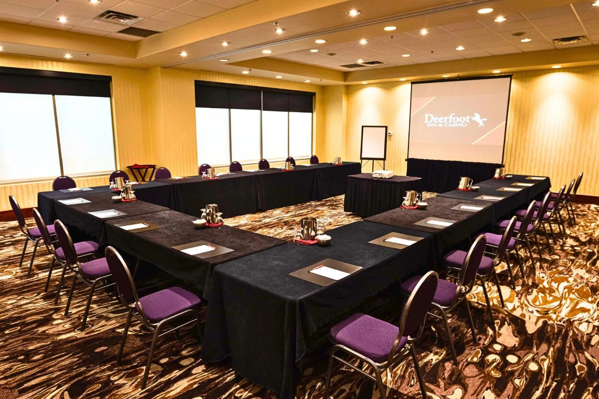 Meeting/conference room in Deerfoot Inn and Casino