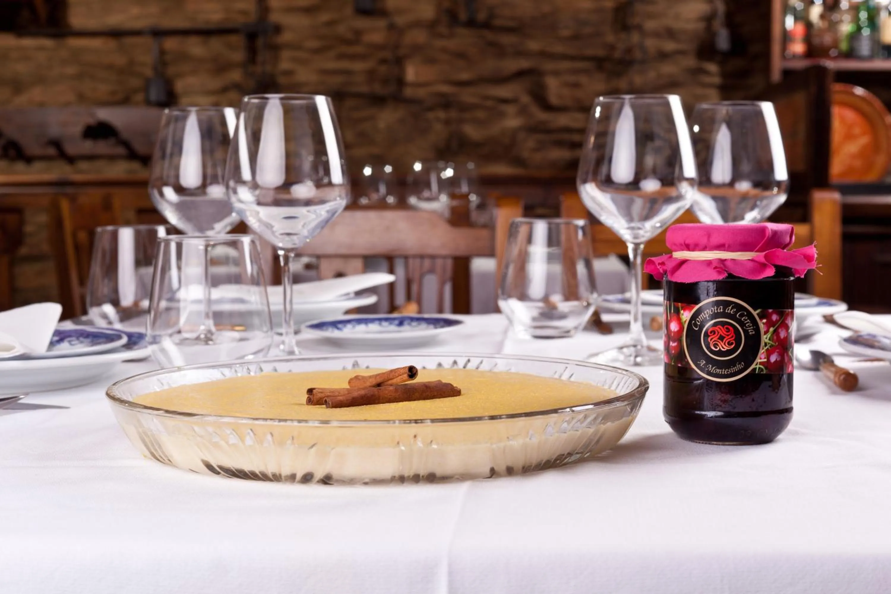 Restaurant/places to eat in A. Montesinho Turismo