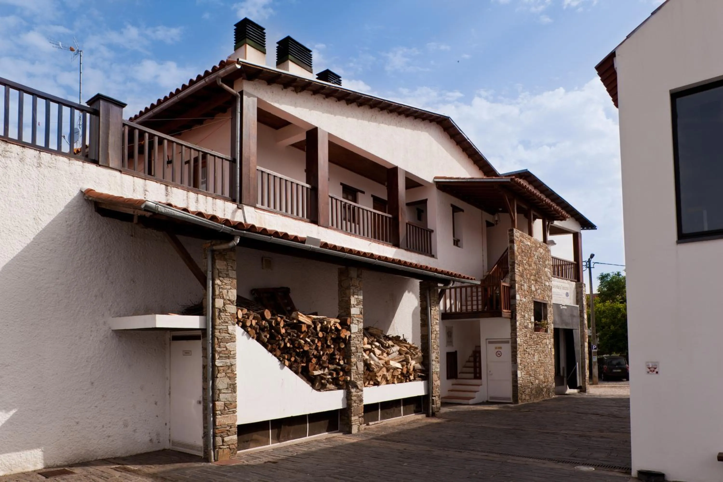 Property building in A. Montesinho Turismo