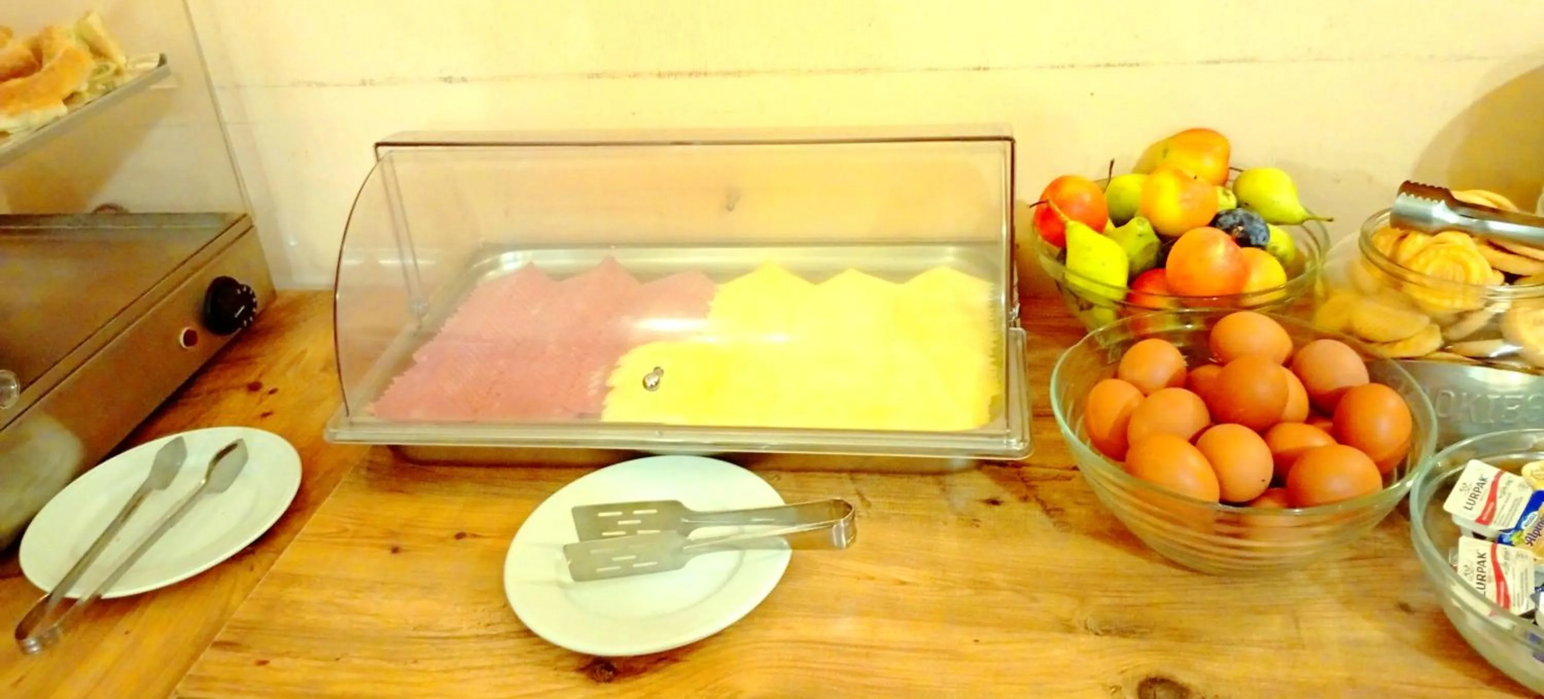 Breakfast in Alexiou Hotel