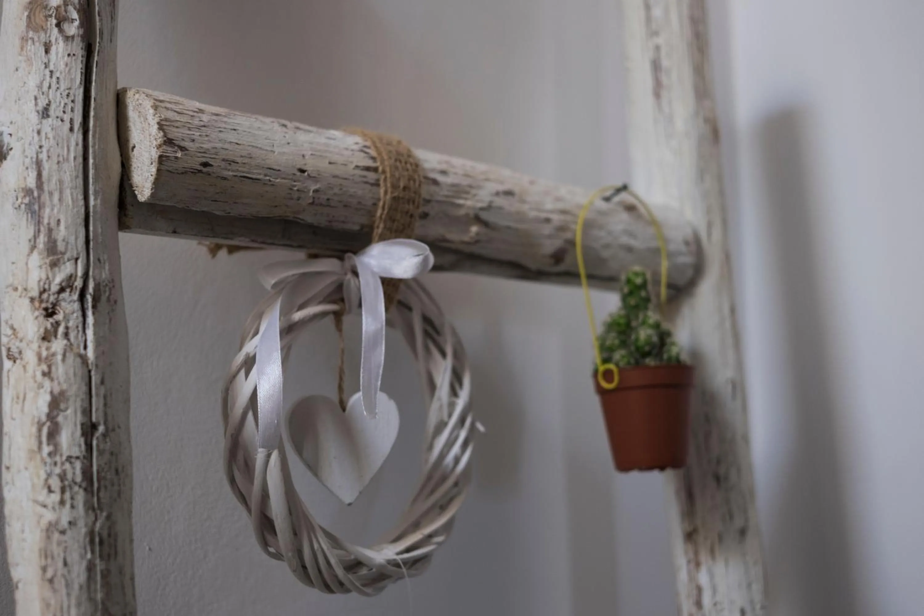 Decorative detail in B&B La Finestra Sul Campanile