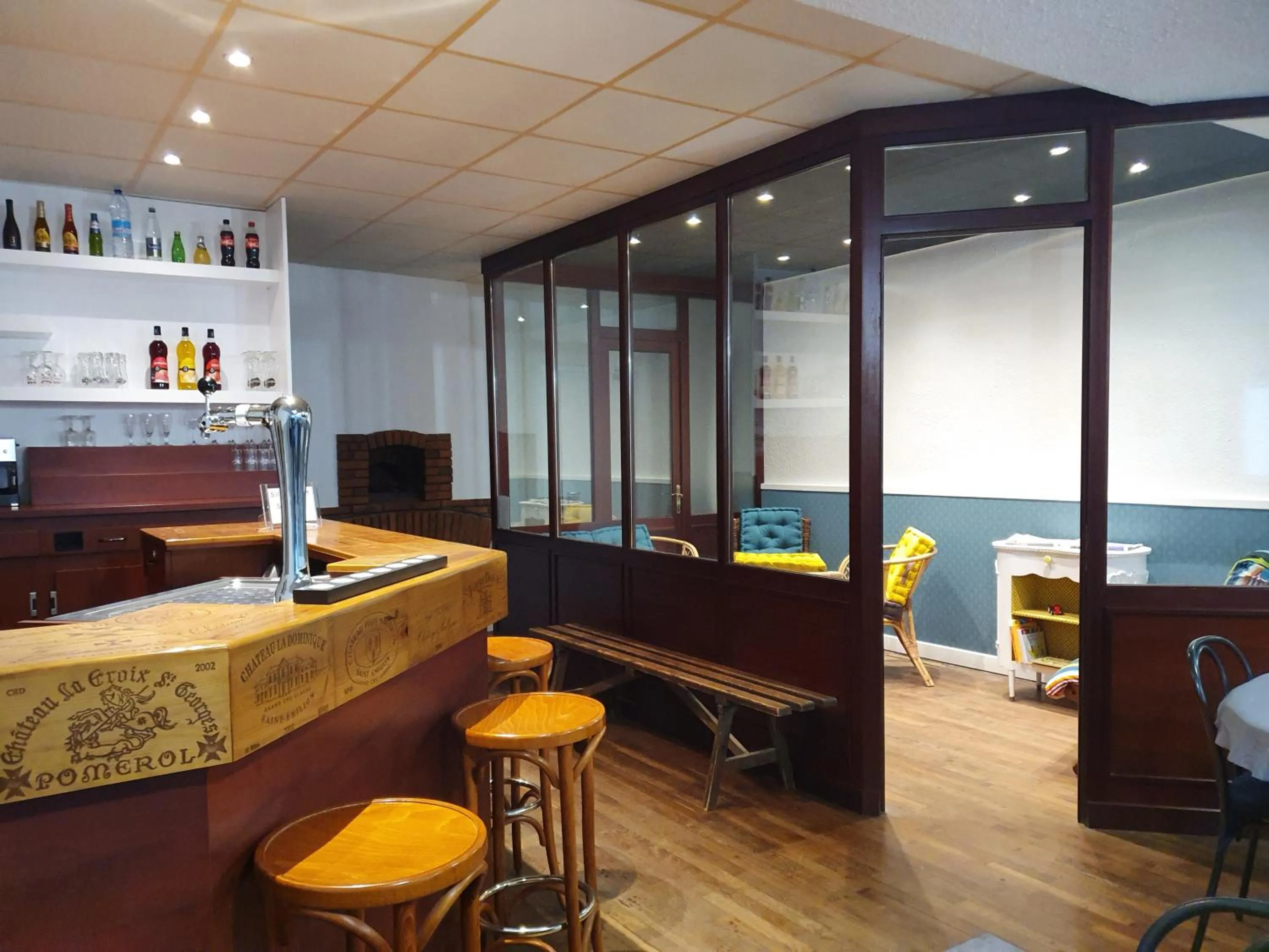 Lounge or bar in Hôtel Glann Ar Mor