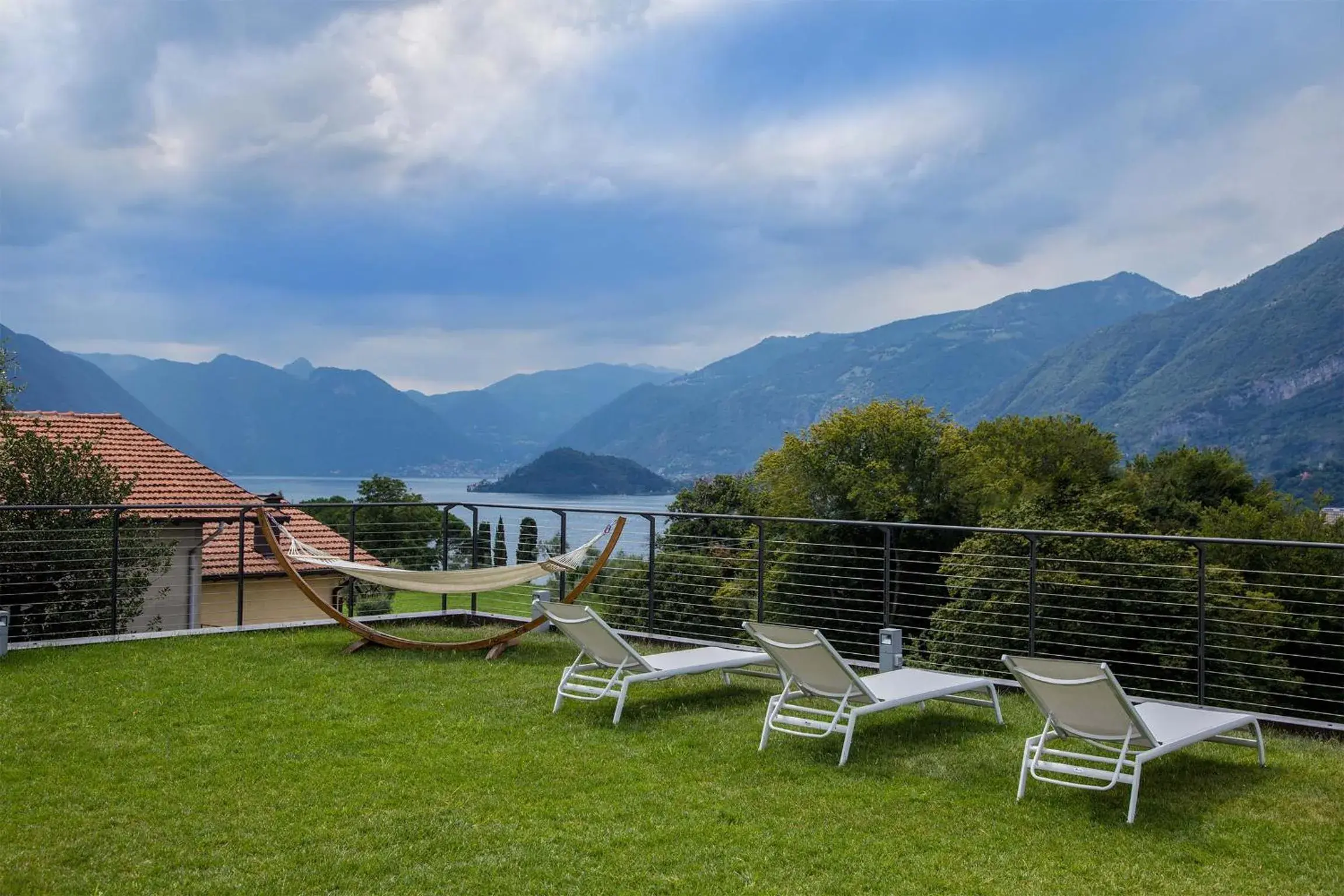 Villa La Rosa B&B Villa La Rosa B&B