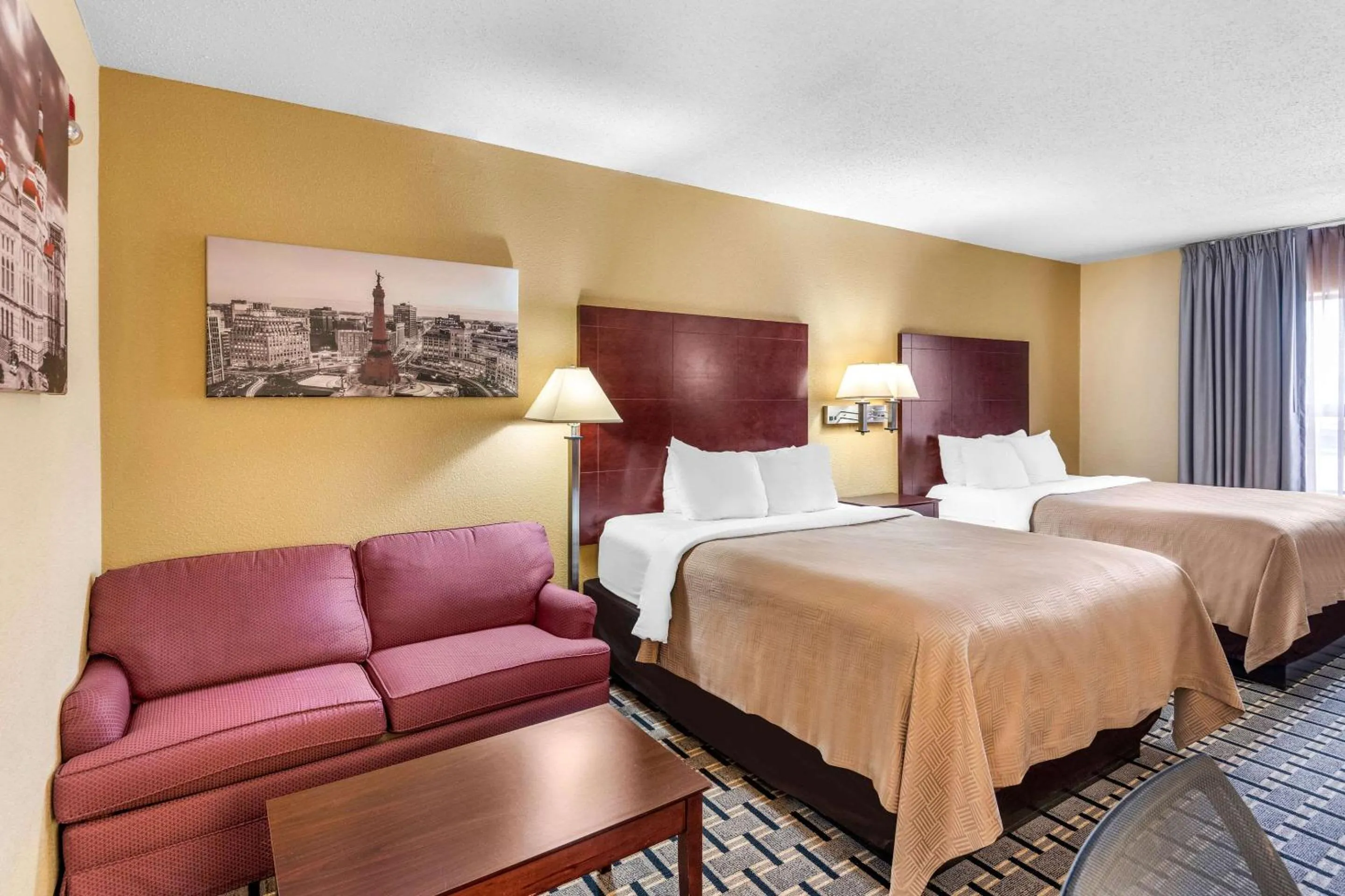 Bedroom, Bed in Clarion Inn & Suites Indianapolis Northwest