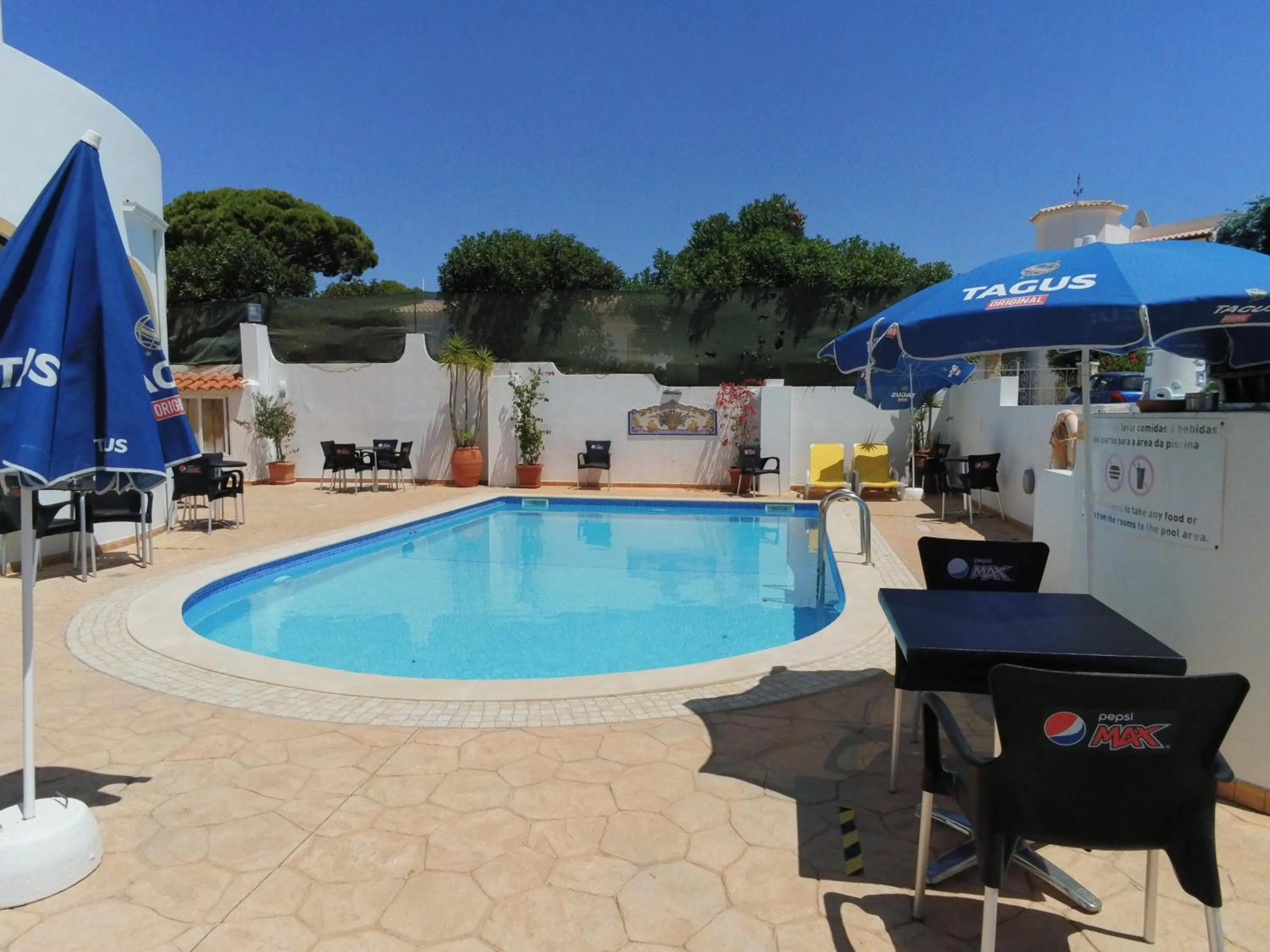 Swimming pool in Agua Marinha ROSA- Hotel