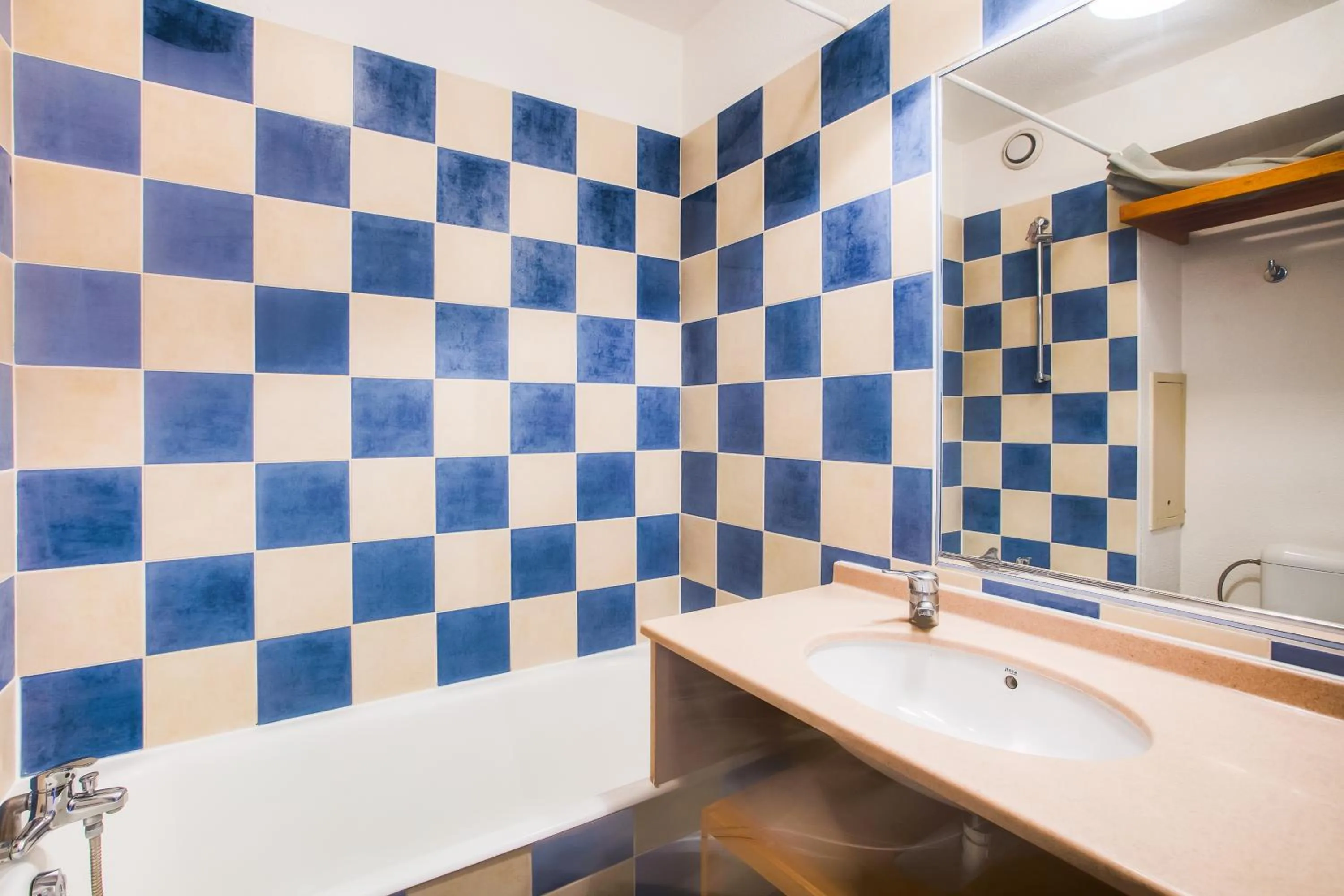 Bathroom in Holidays Hyères