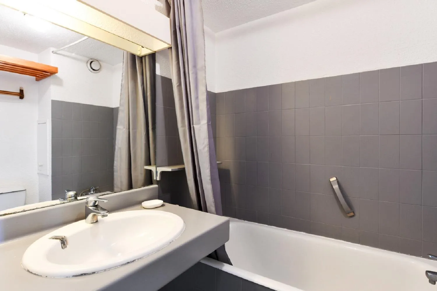 Bathroom in Holidays Hyères