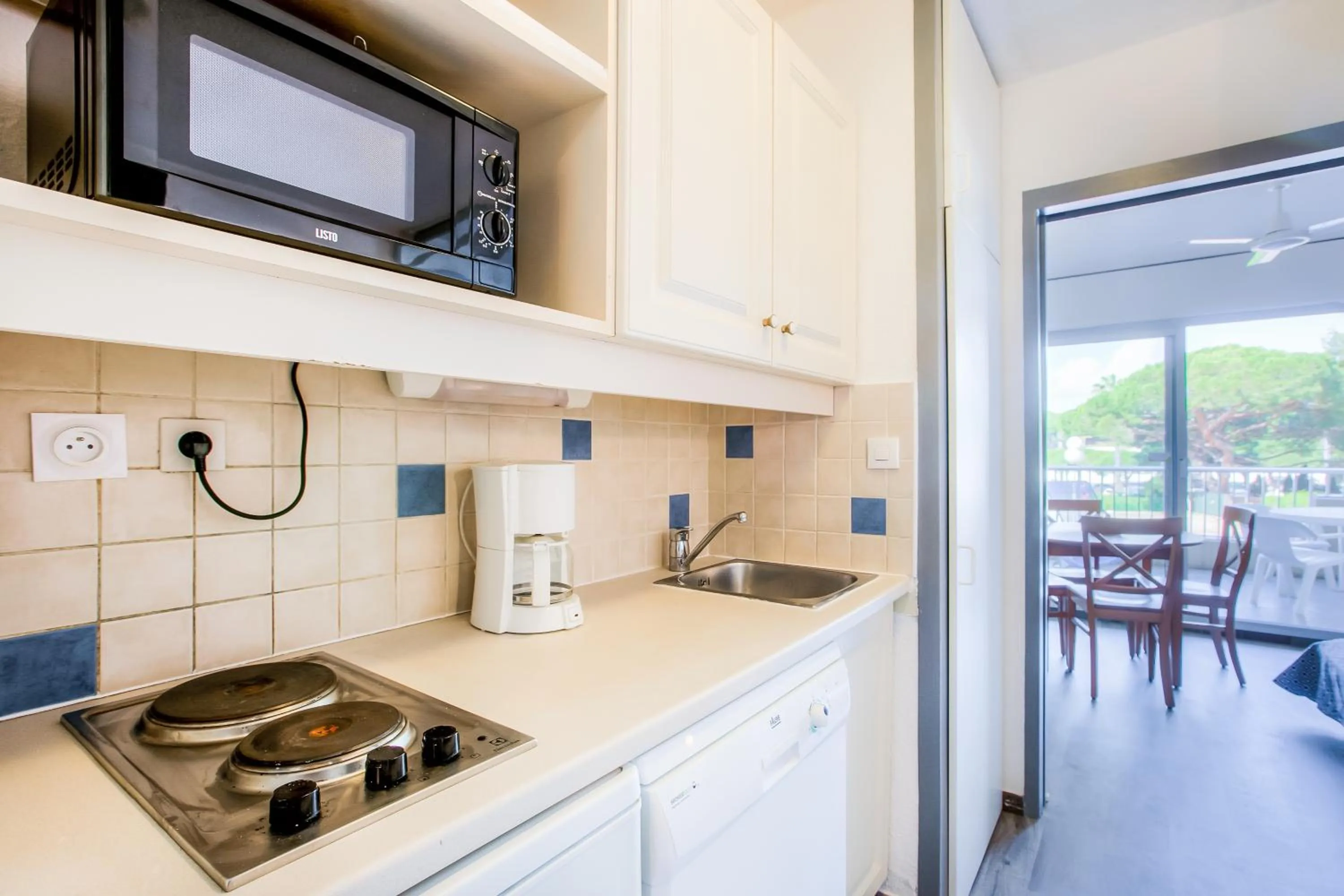 Coffee/tea facilities in Holidays Hyères