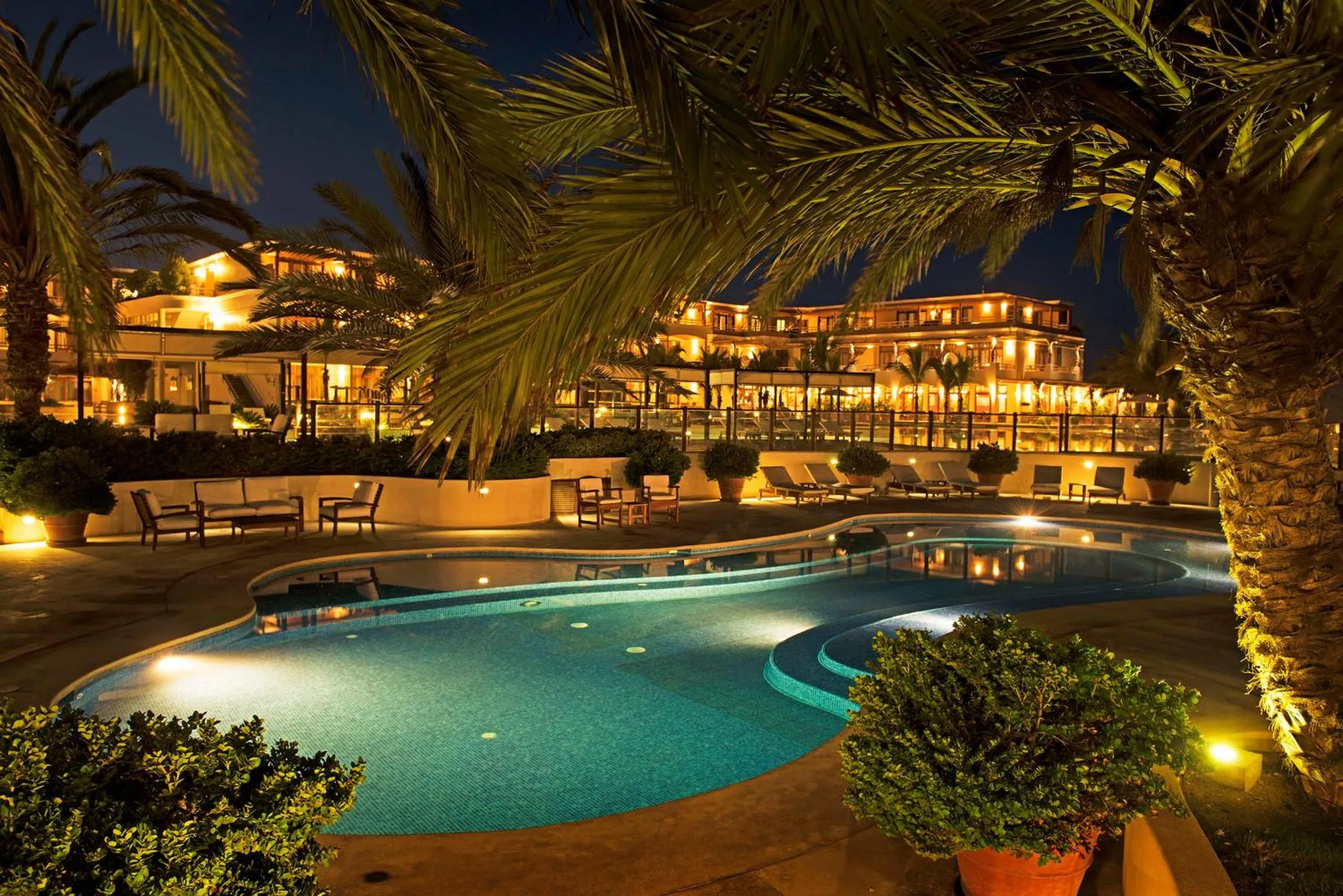 Swimming pool in La Hacienda Bahia Paracas