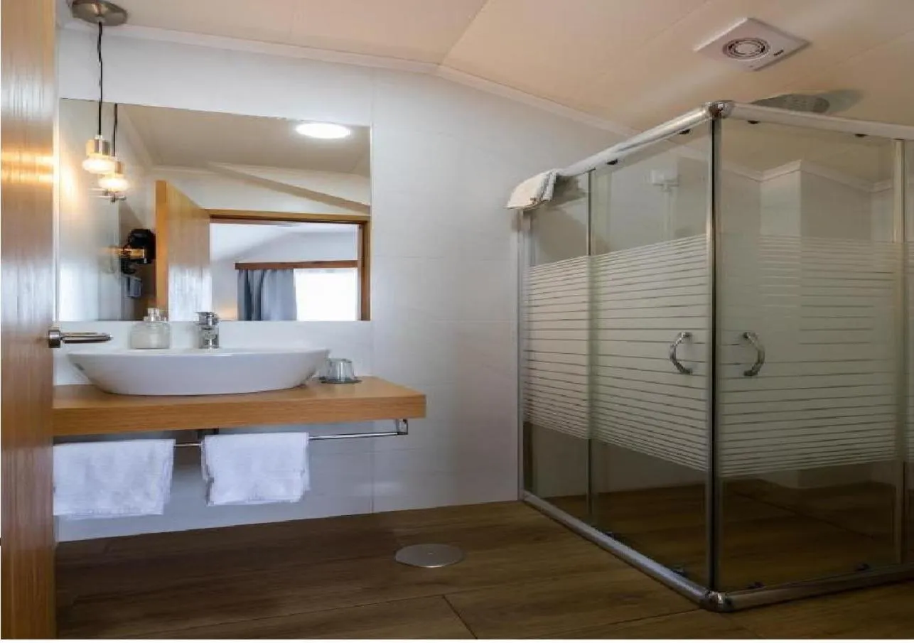 Bathroom in Hotel Arcanjo