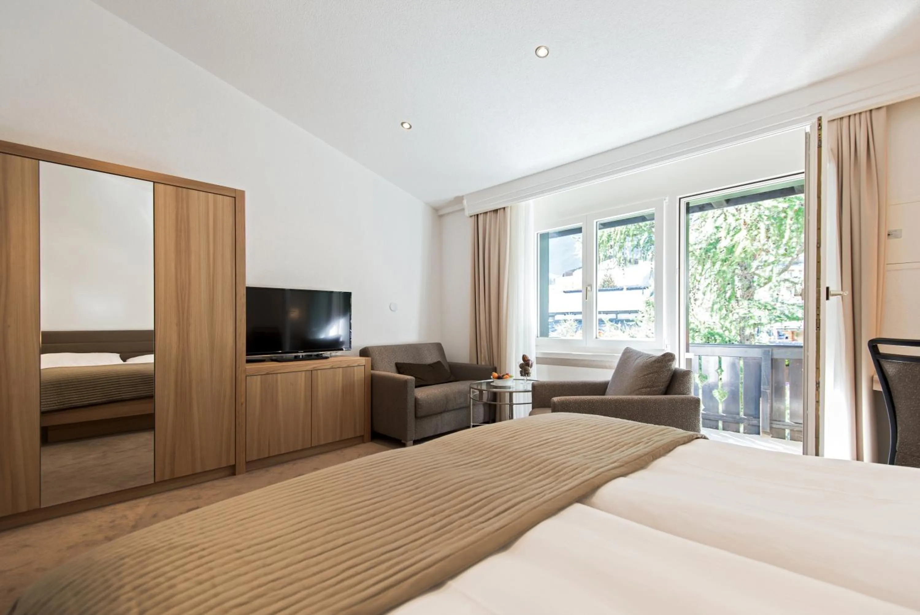 Bedroom, Bed in Hotel Mistral Superior