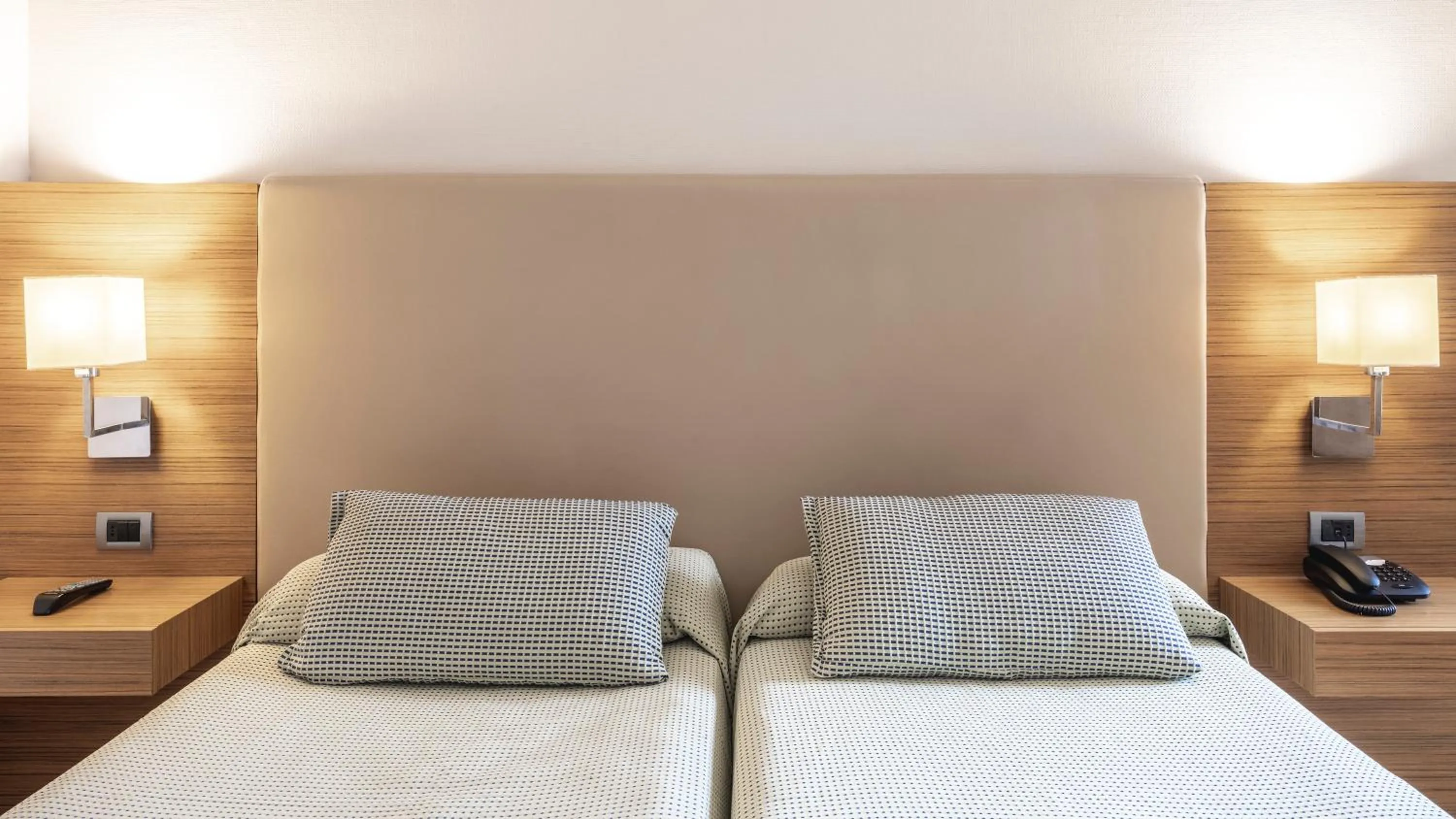 Photo of the whole room, Bed in Be Live Adults Only Tenerife