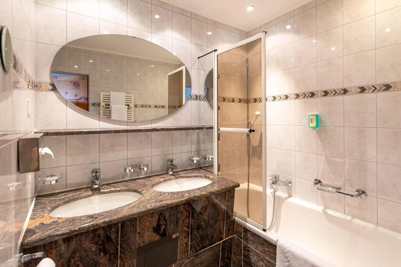 Bathroom in Hotel Bären