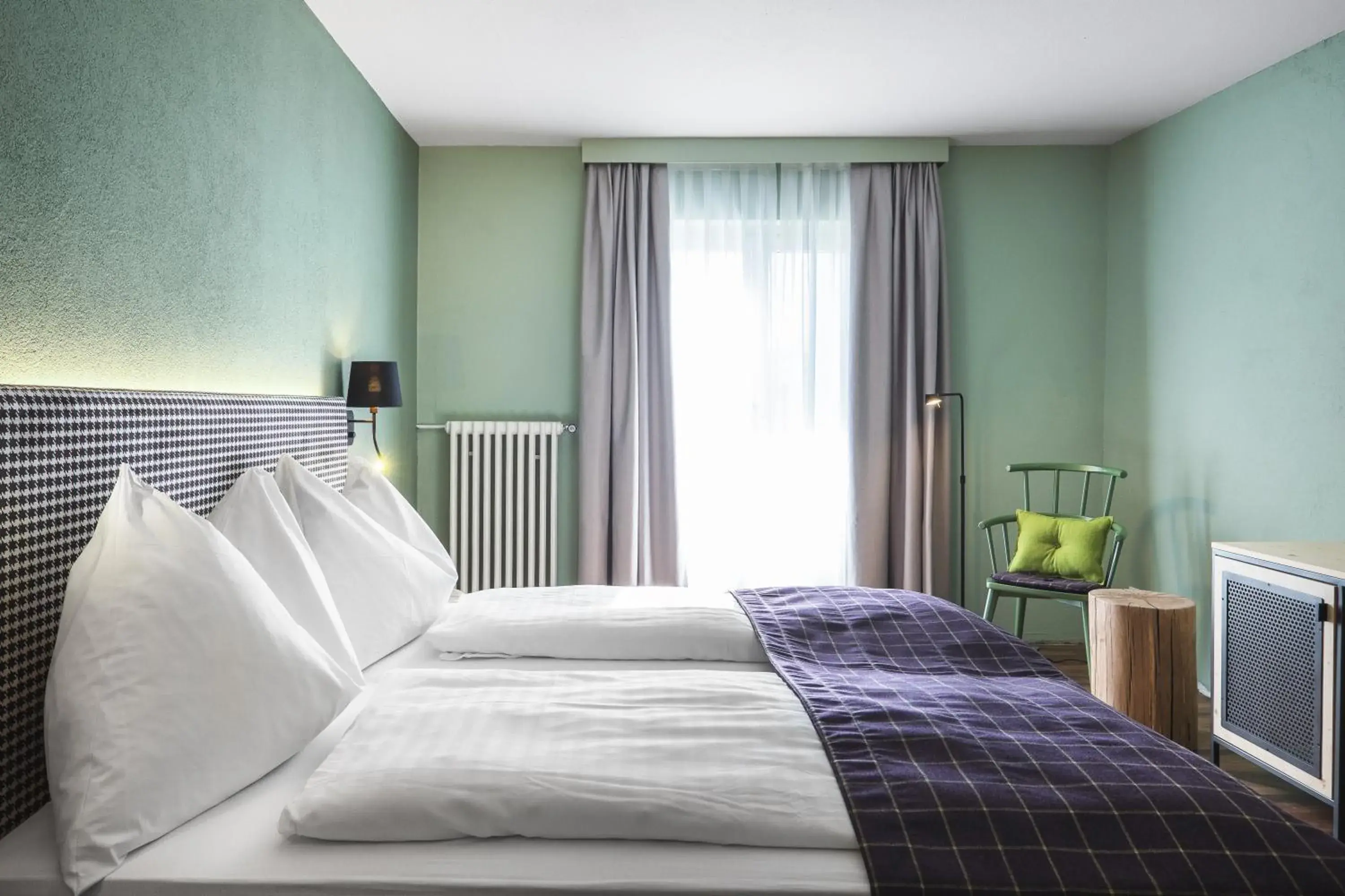 Comfort Double Room South Side in Hotel Bären Comfort Double Room South Side in Hotel Bären