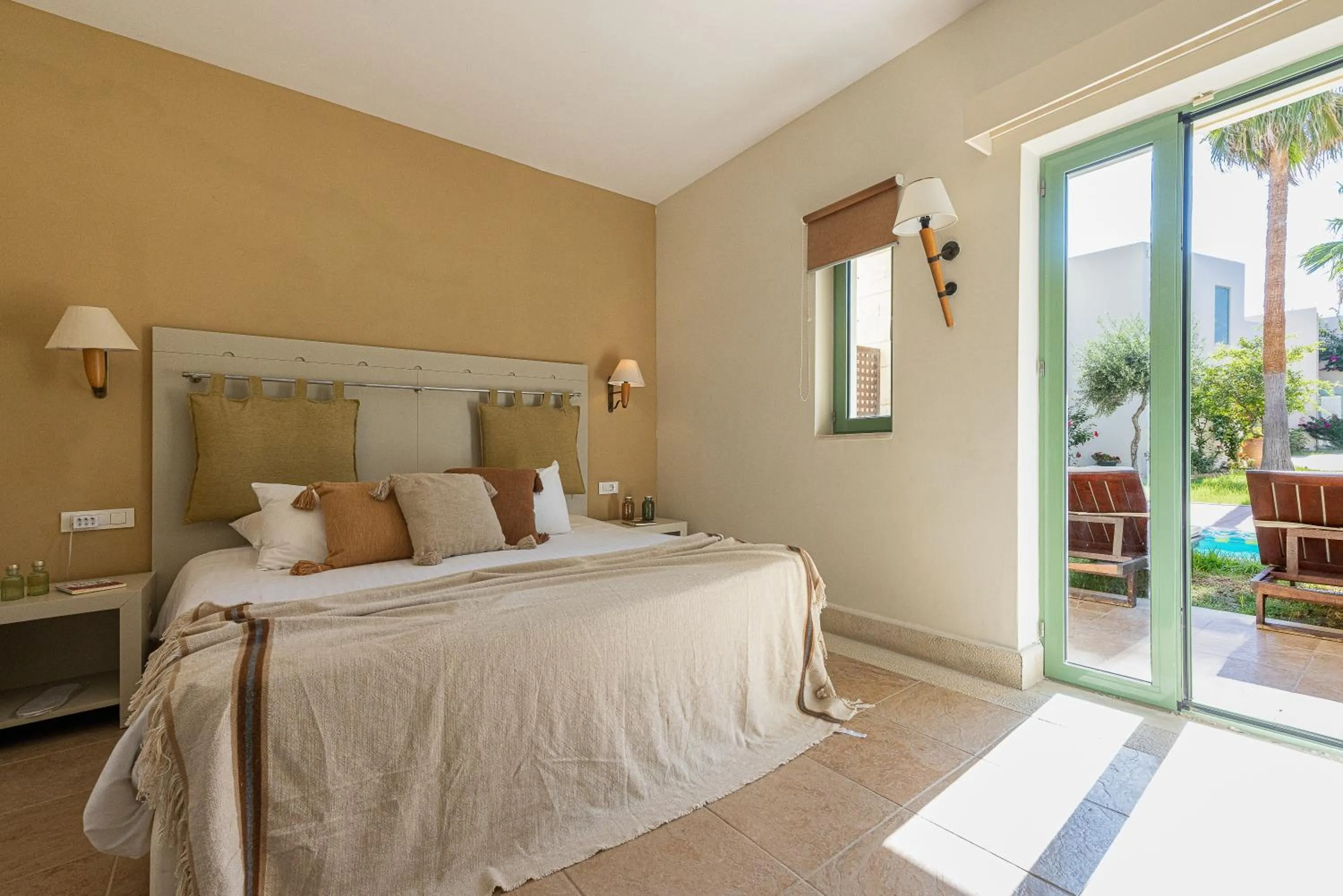 Bed in Giannoulis - Grand Bay Beach Resort (Exclusive Adults Only)