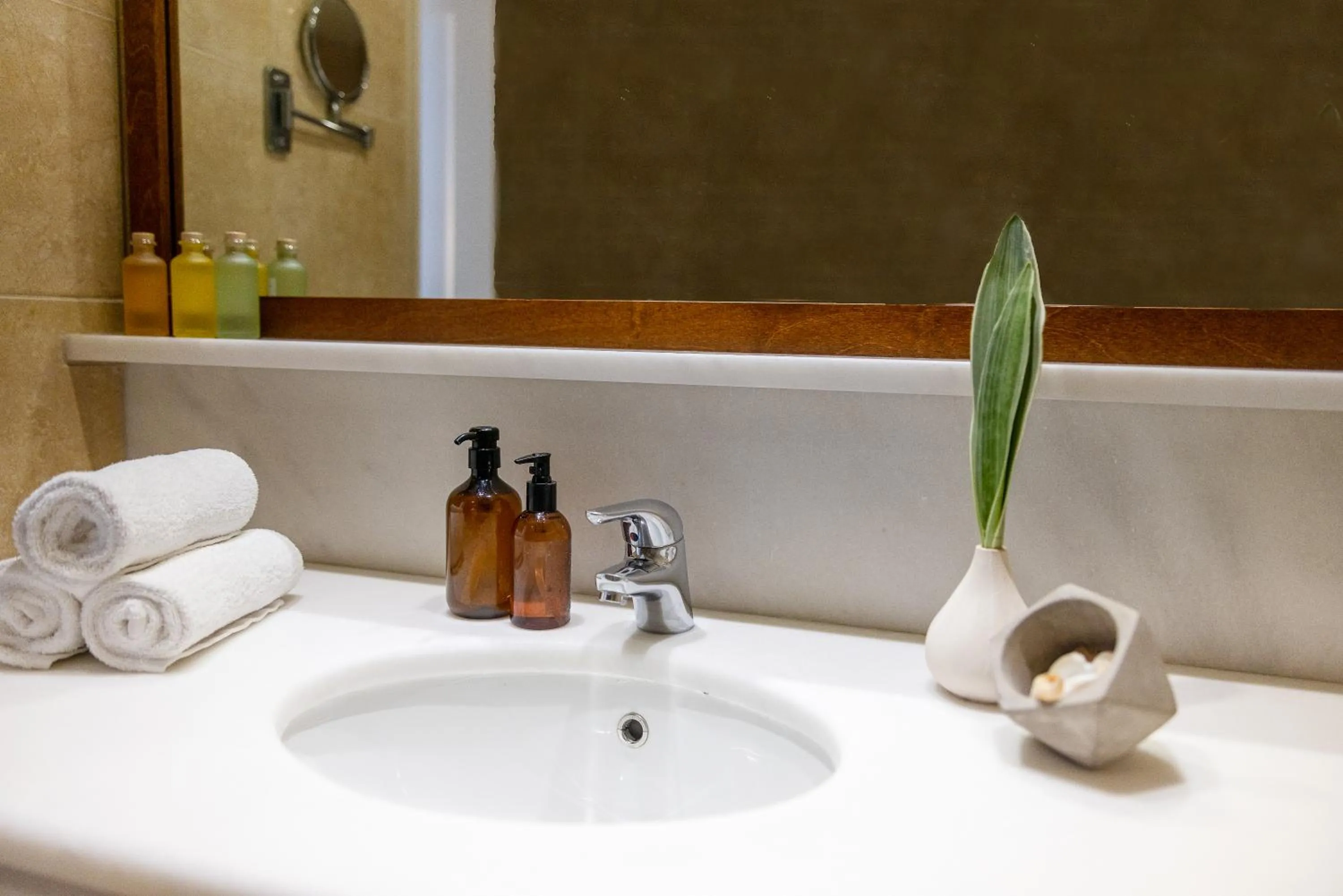 Bathroom in Giannoulis - Grand Bay Beach Resort (Exclusive Adults Only)