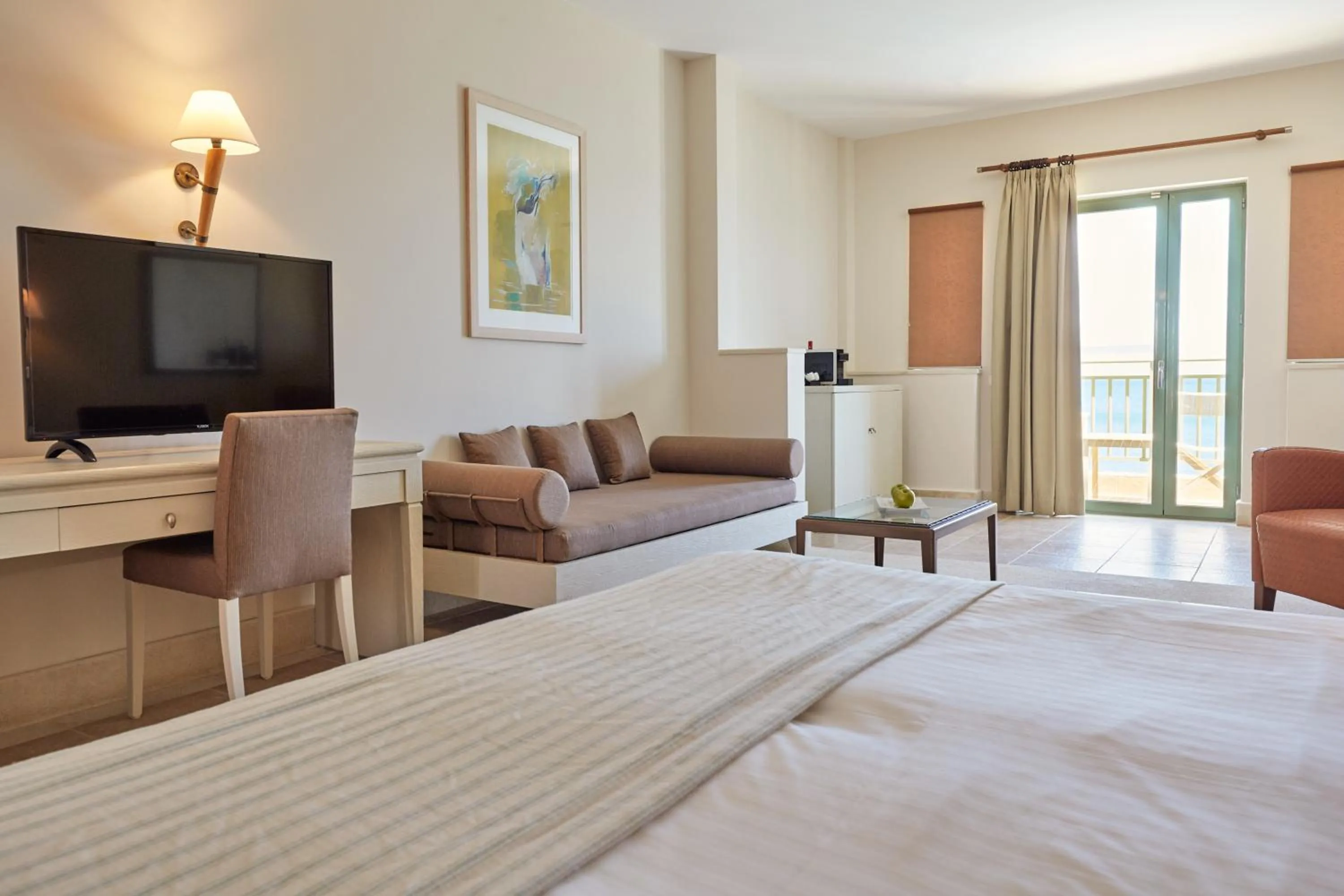 Bed in Giannoulis - Grand Bay Beach Resort (Exclusive Adults Only)