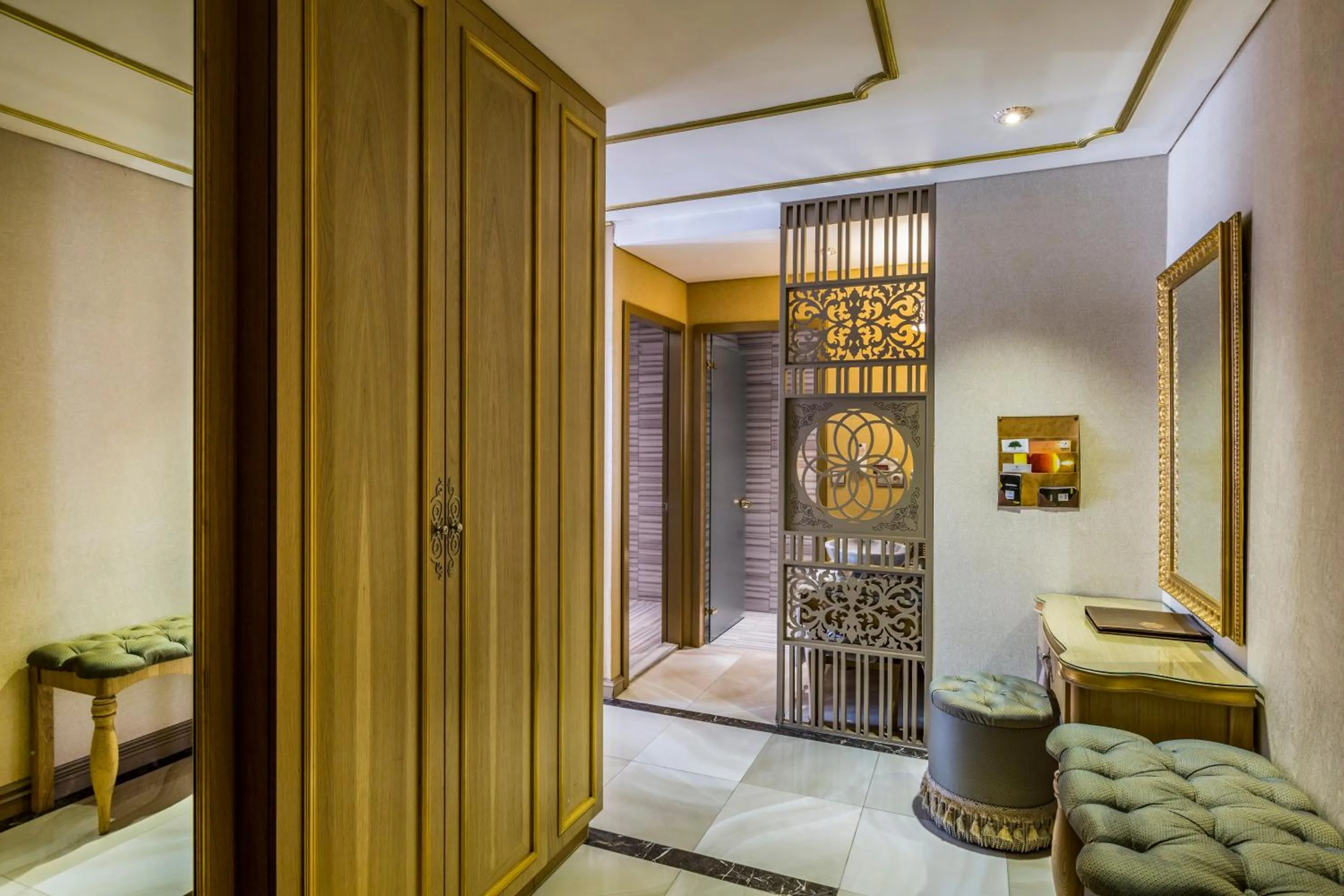 Decorative detail, Bed in Hotel Sultania Boutique Class