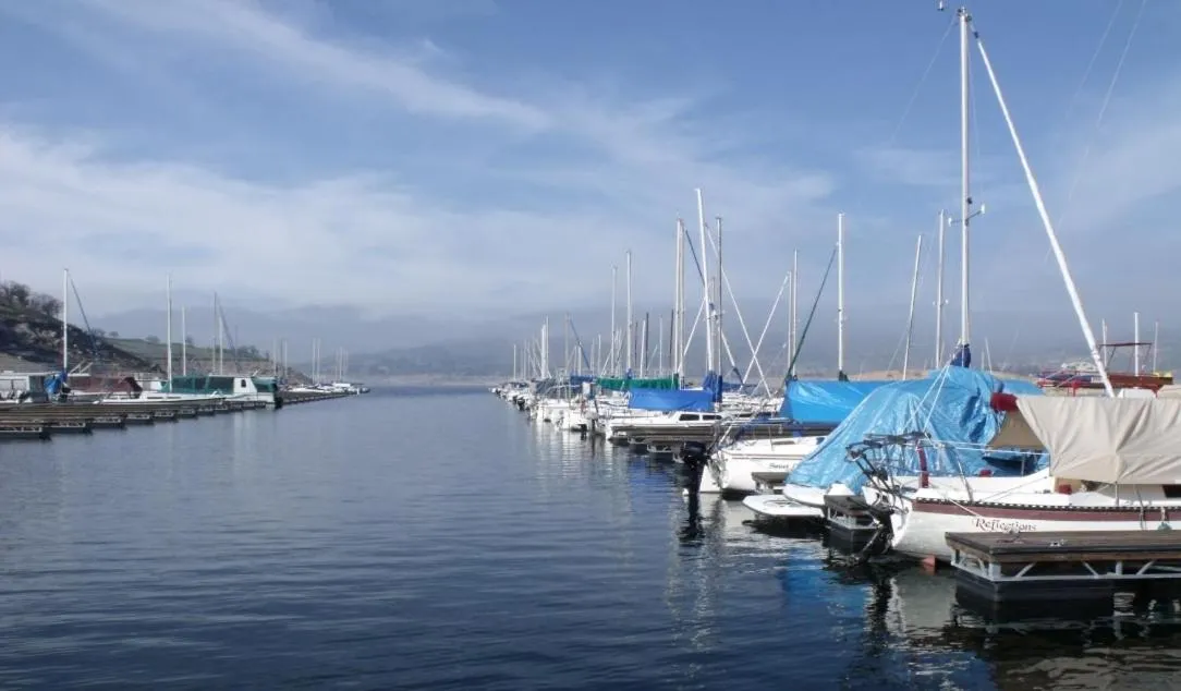 Natural landscape in Summerfield Inn Fresno Yosemite