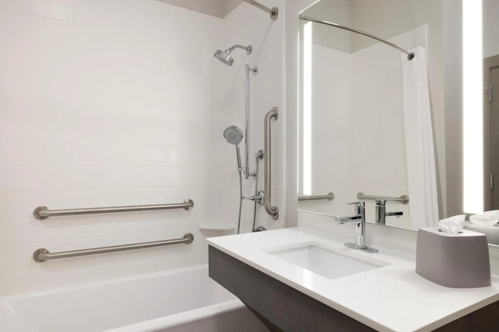 Photo of the whole room in Holiday Inn Express & Suites Opelousas by IHG