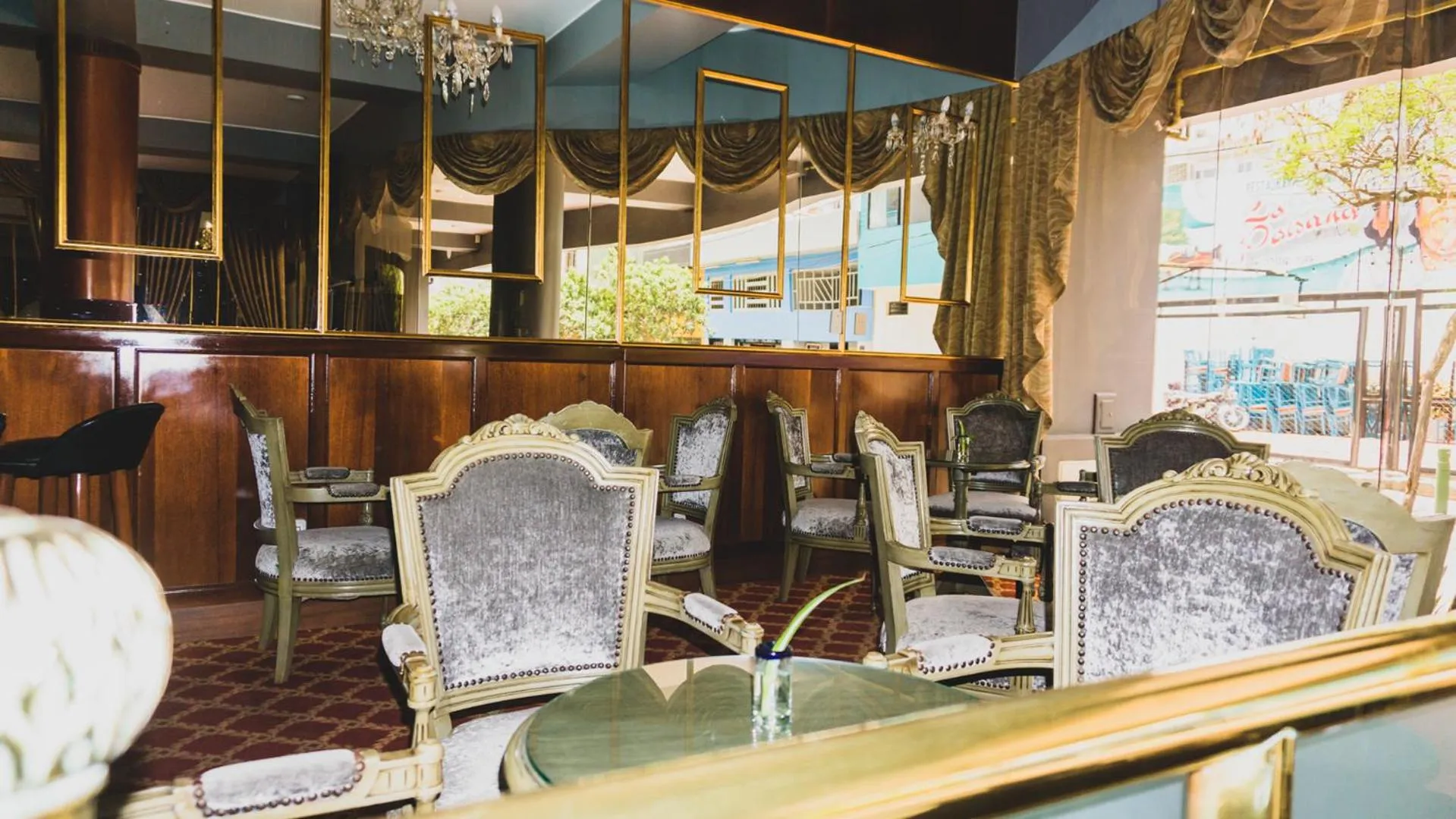 Lounge or bar in Faraona Grand Hotel