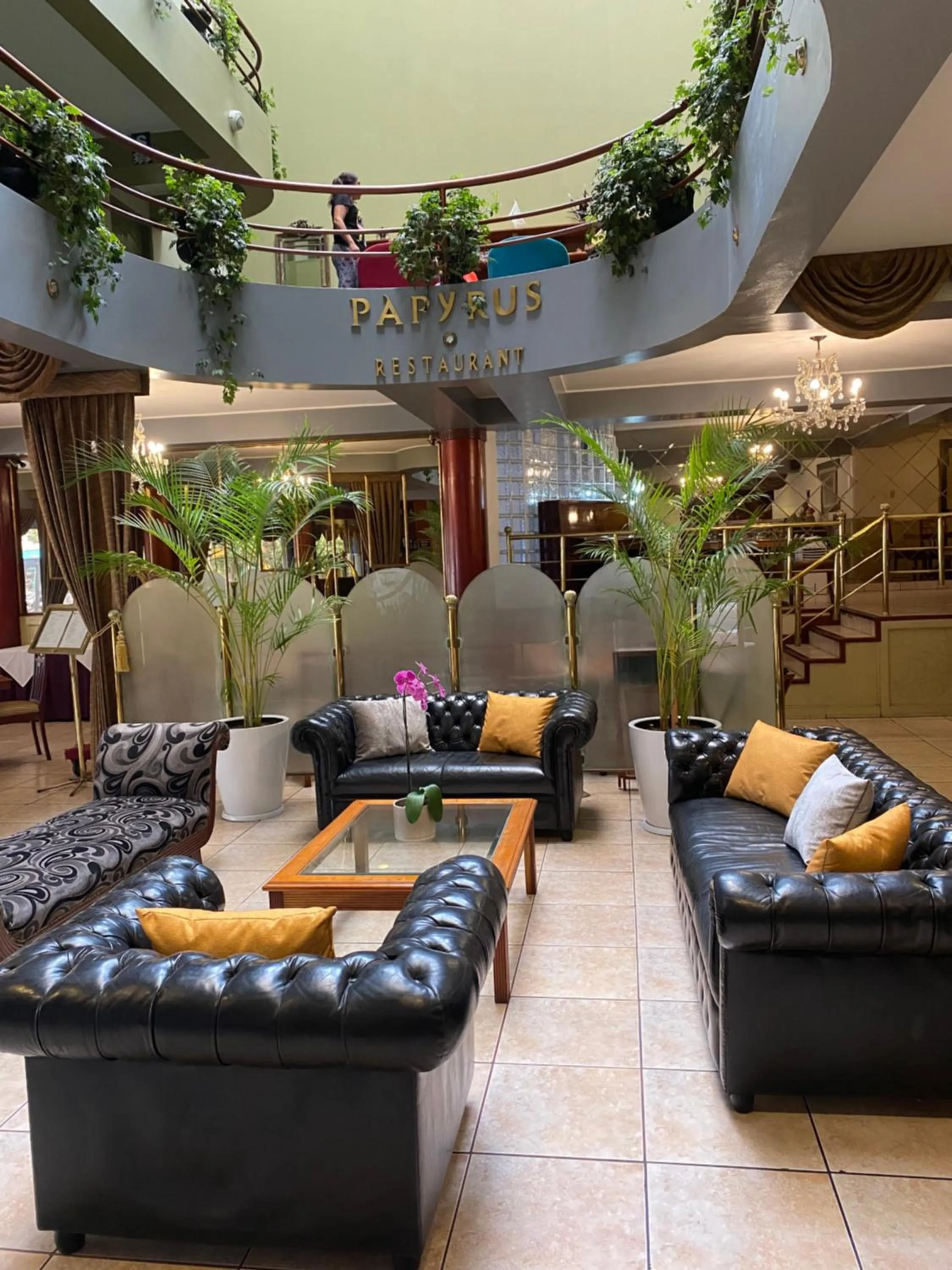 Restaurant/places to eat in Faraona Grand Hotel