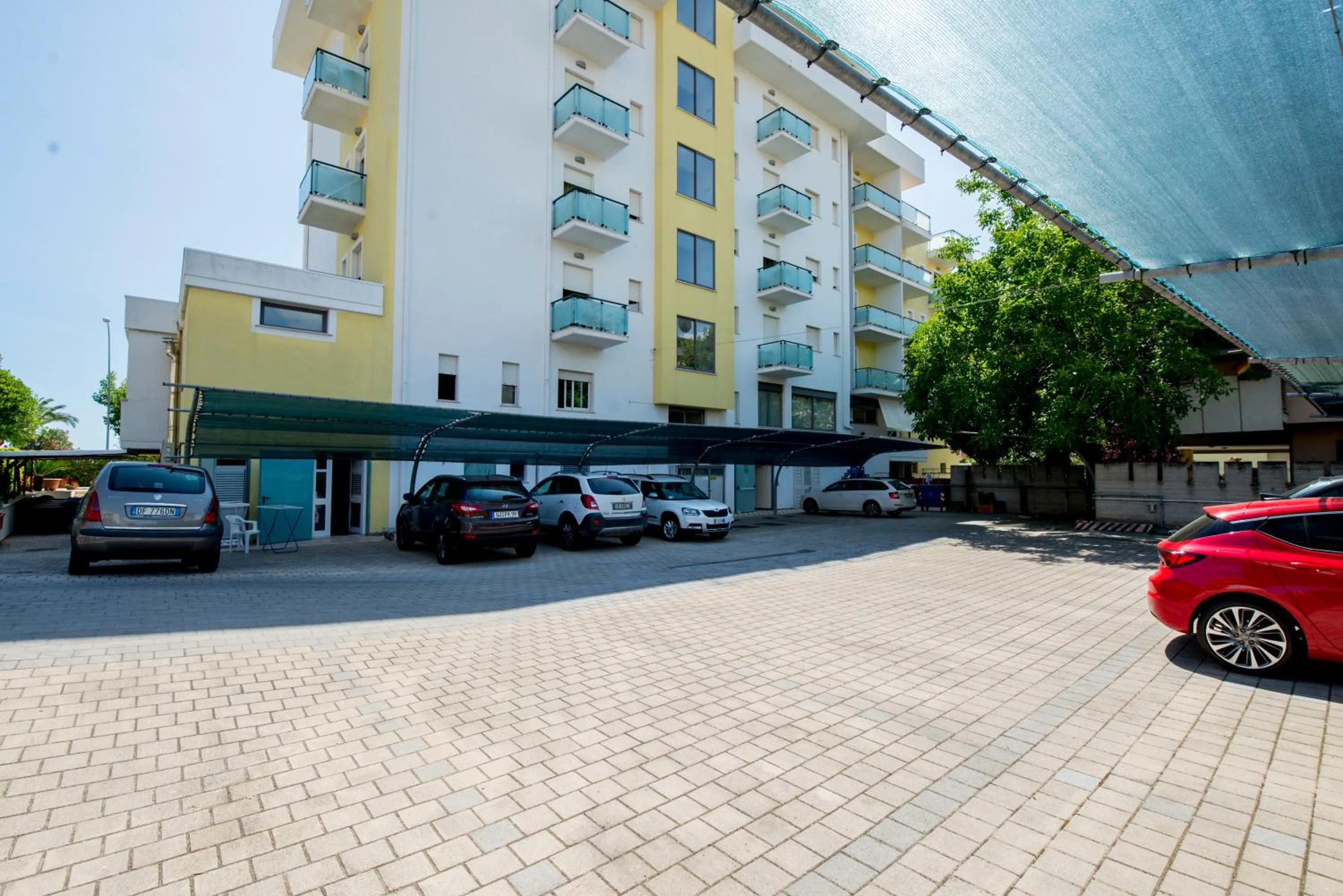 Facade/entrance in Hotel Atlas