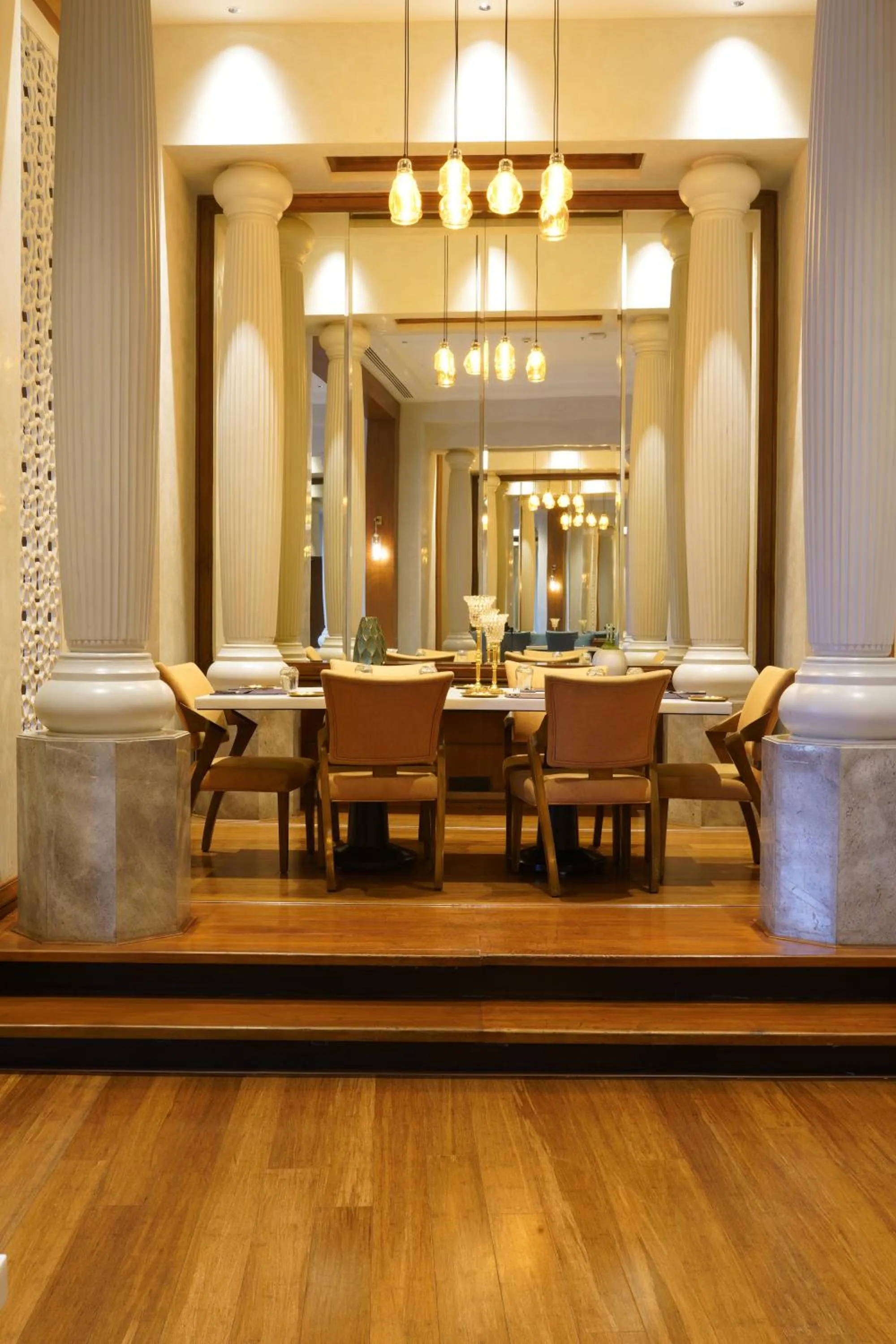 Restaurant/places to eat in The Westin Mumbai Powai Lake