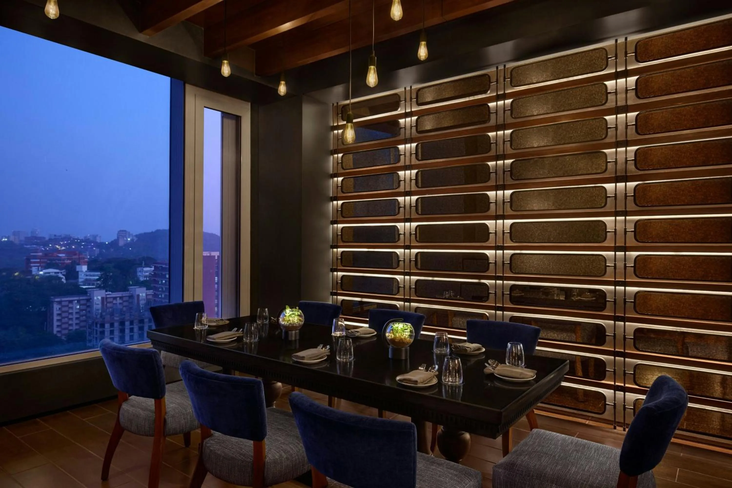 Restaurant/places to eat in The Westin Mumbai Powai Lake