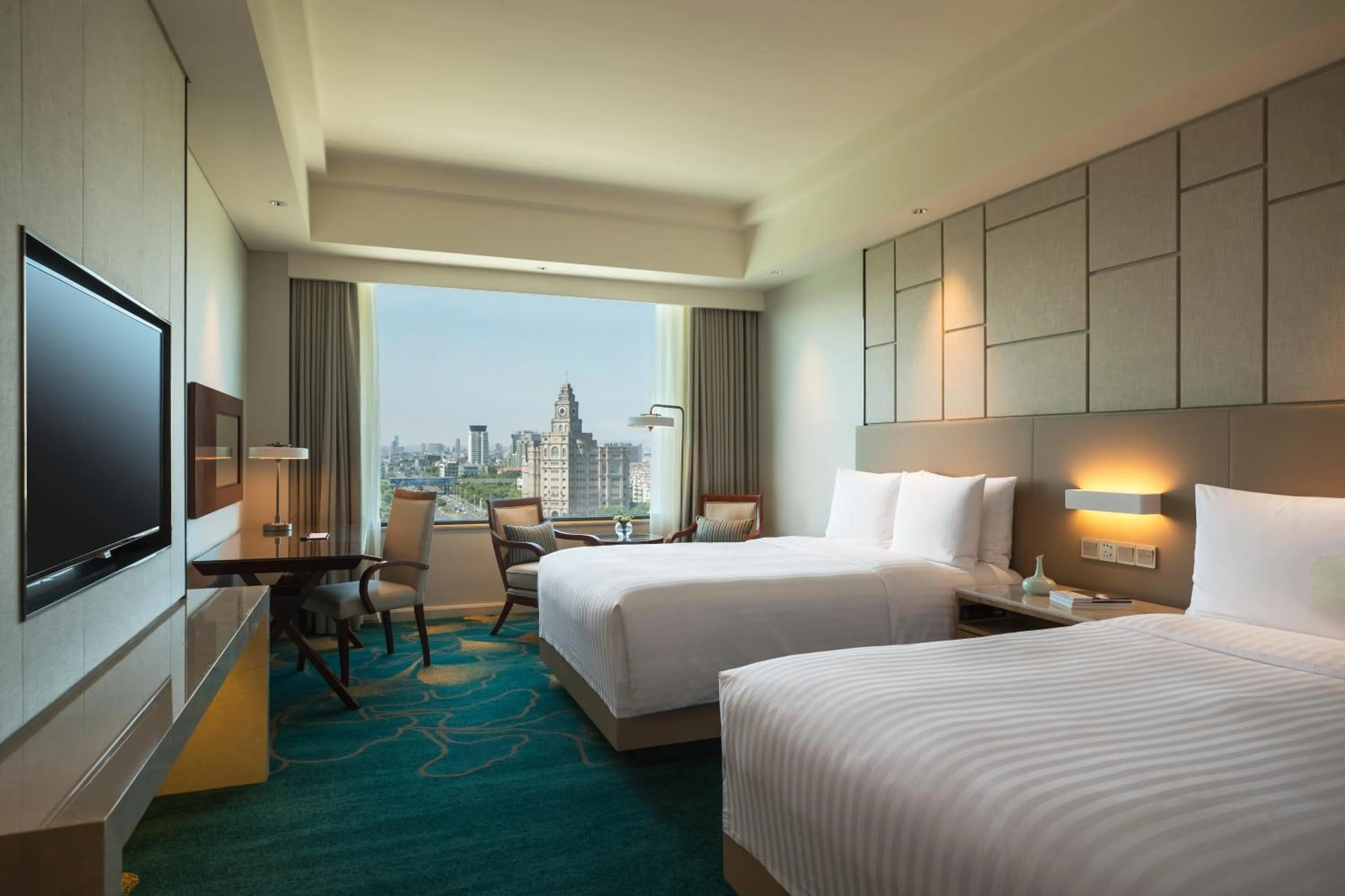 Photo of the whole room, Bed in Renaissance Suzhou Hotel