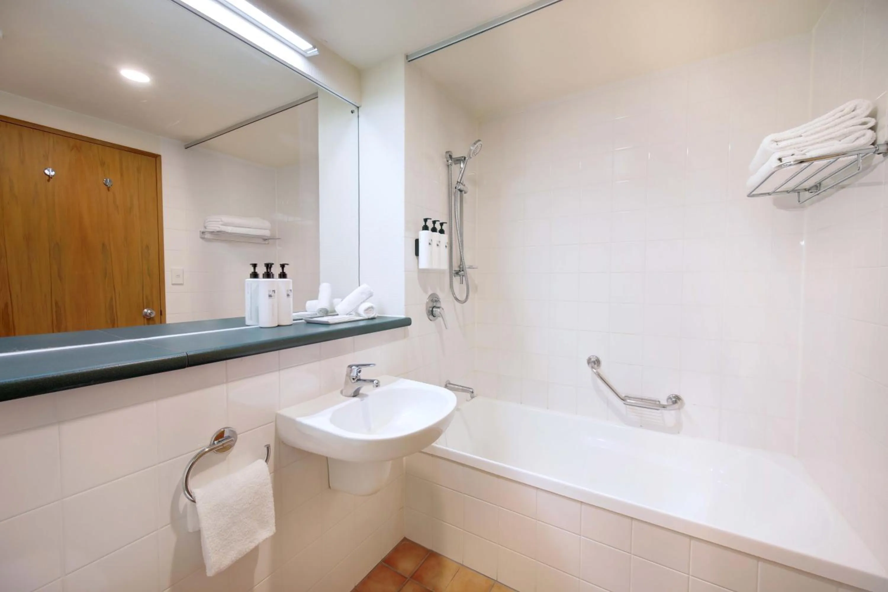 Swiss-Belresort Coronet Peak