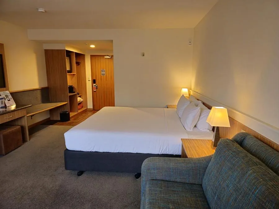 Bedroom, Bed in Swiss-Belresort Coronet Peak