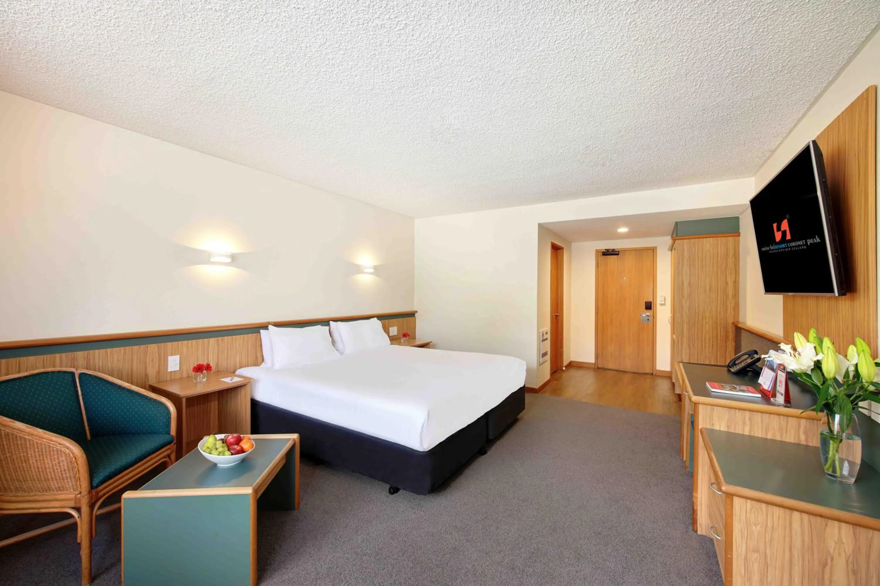 Bed in Swiss-Belresort Coronet Peak