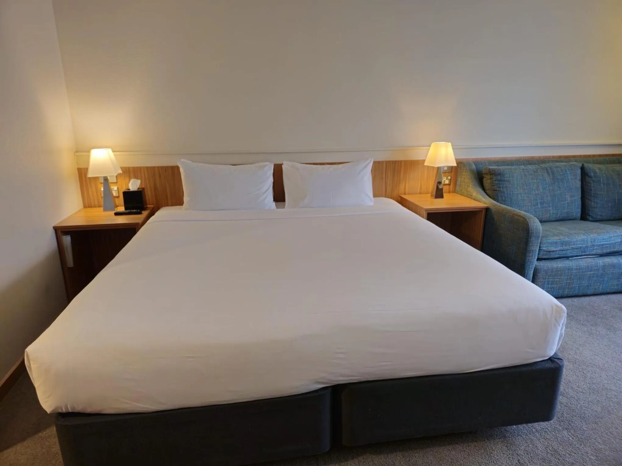 Bedroom, Bed in Swiss-Belresort Coronet Peak