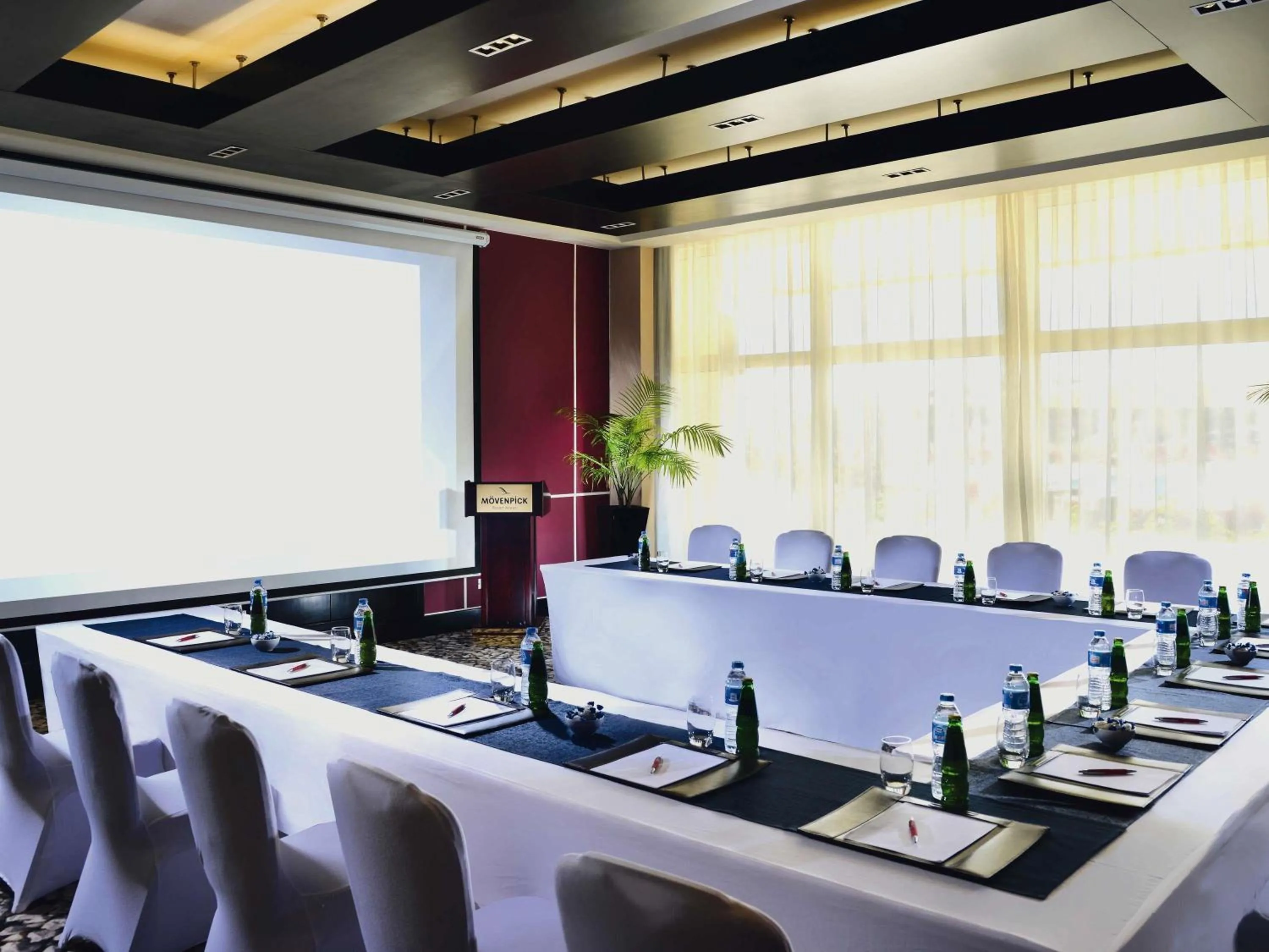 Meeting/conference room in Mövenpick Resort Aswan