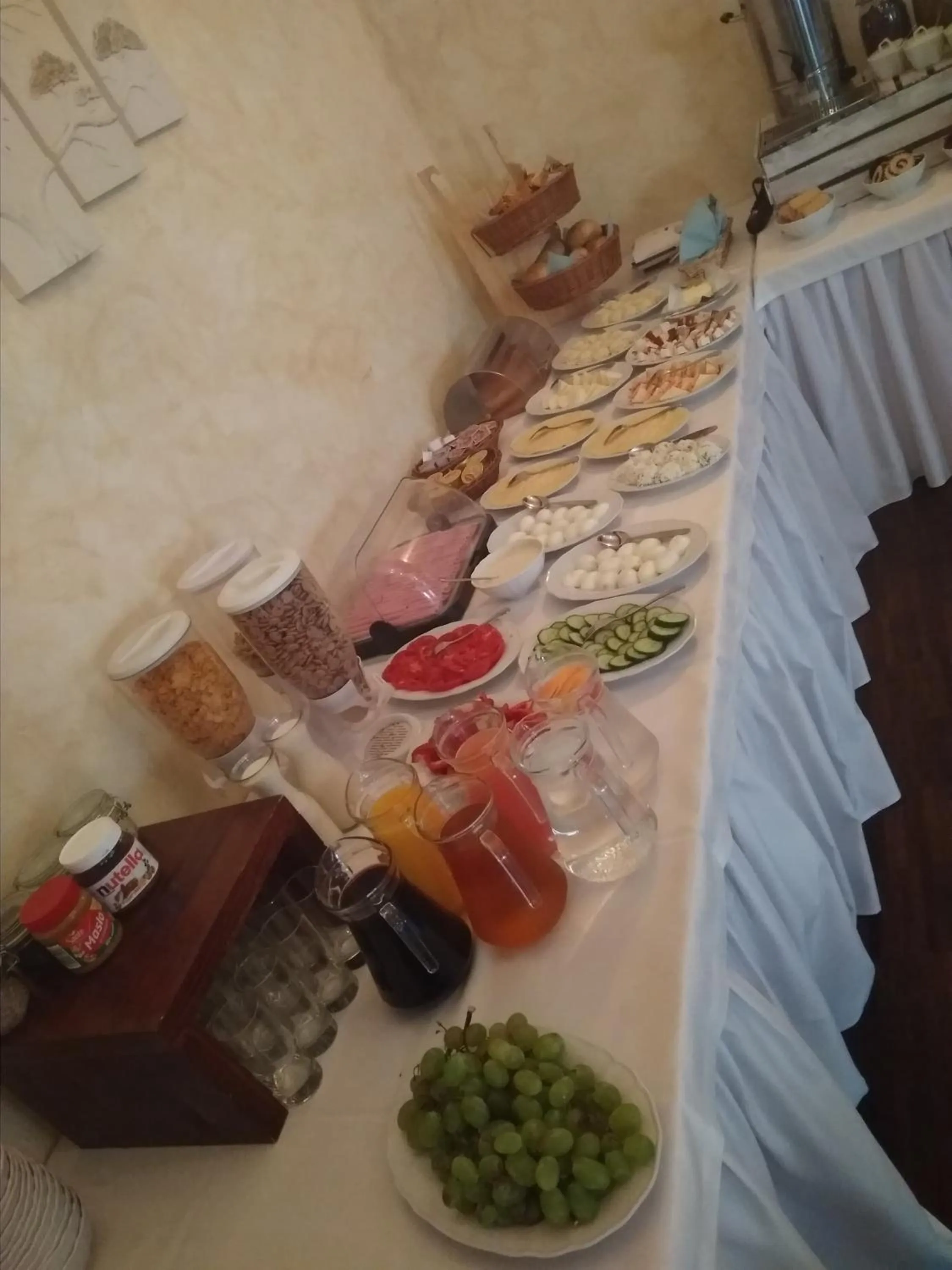 Buffet breakfast in Dwa Bratanki